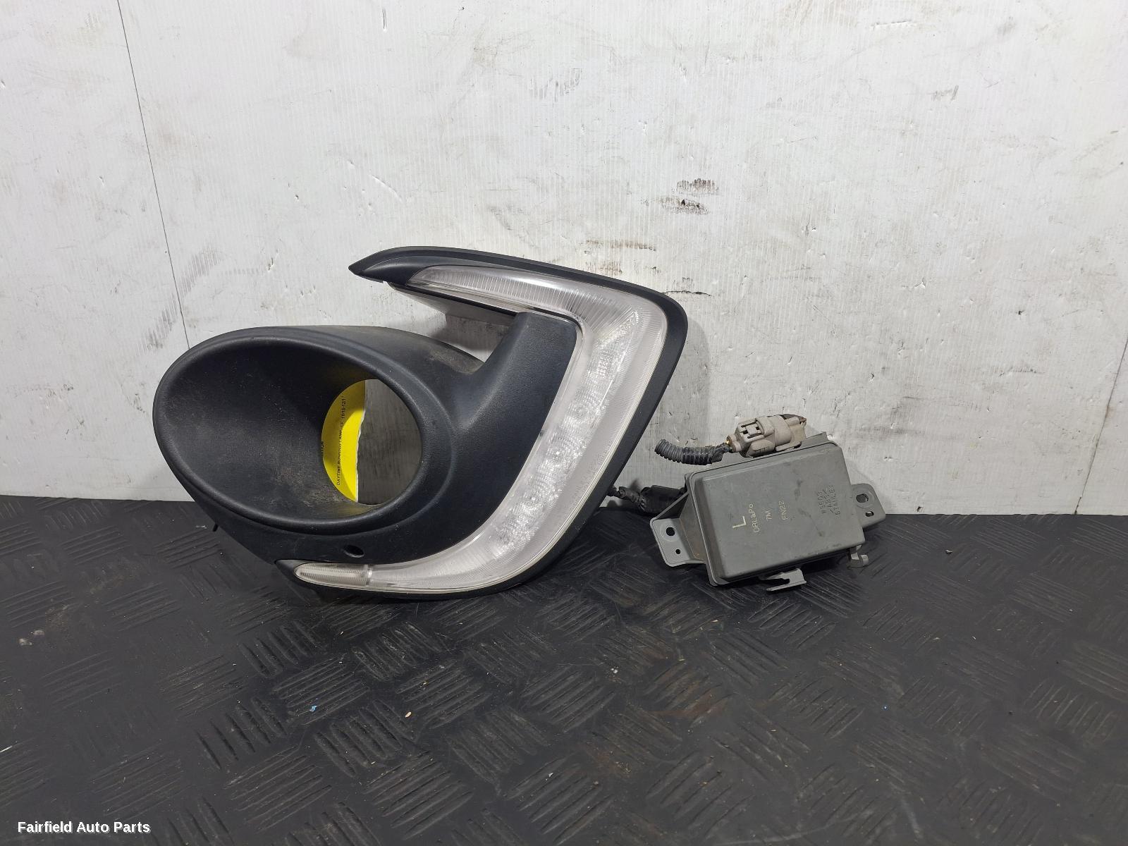 2015-2017 Mitsubishi Lancer Left Indicator Fog Side