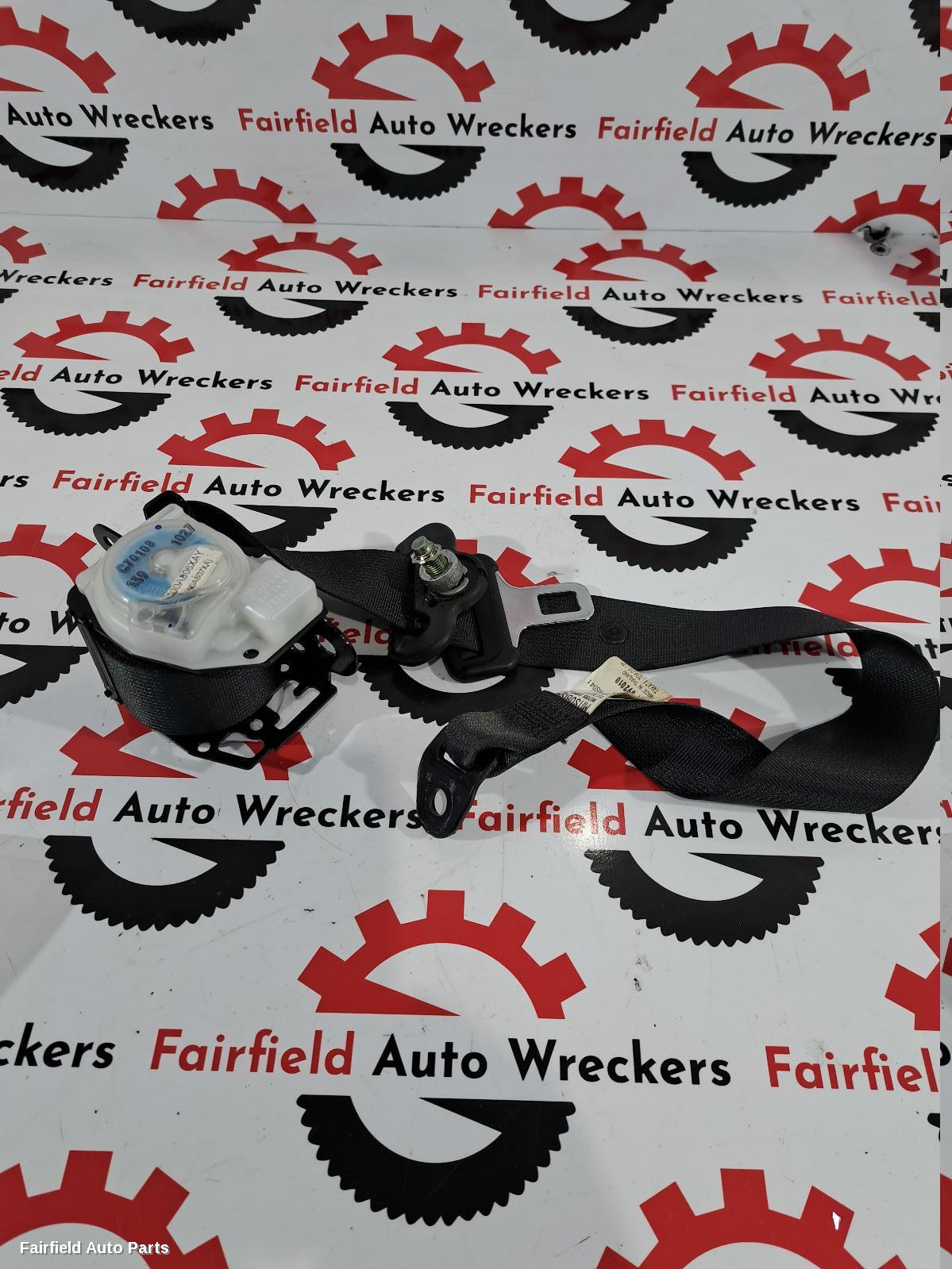 2009-2015 Mitsubishi Triton Seatbelt Stalk