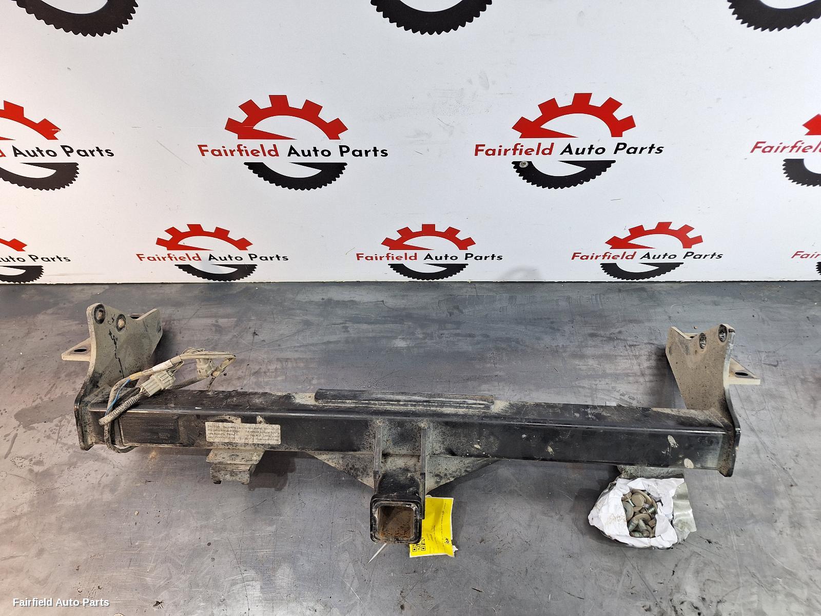 2009-2015 Nissan Navara Towbar