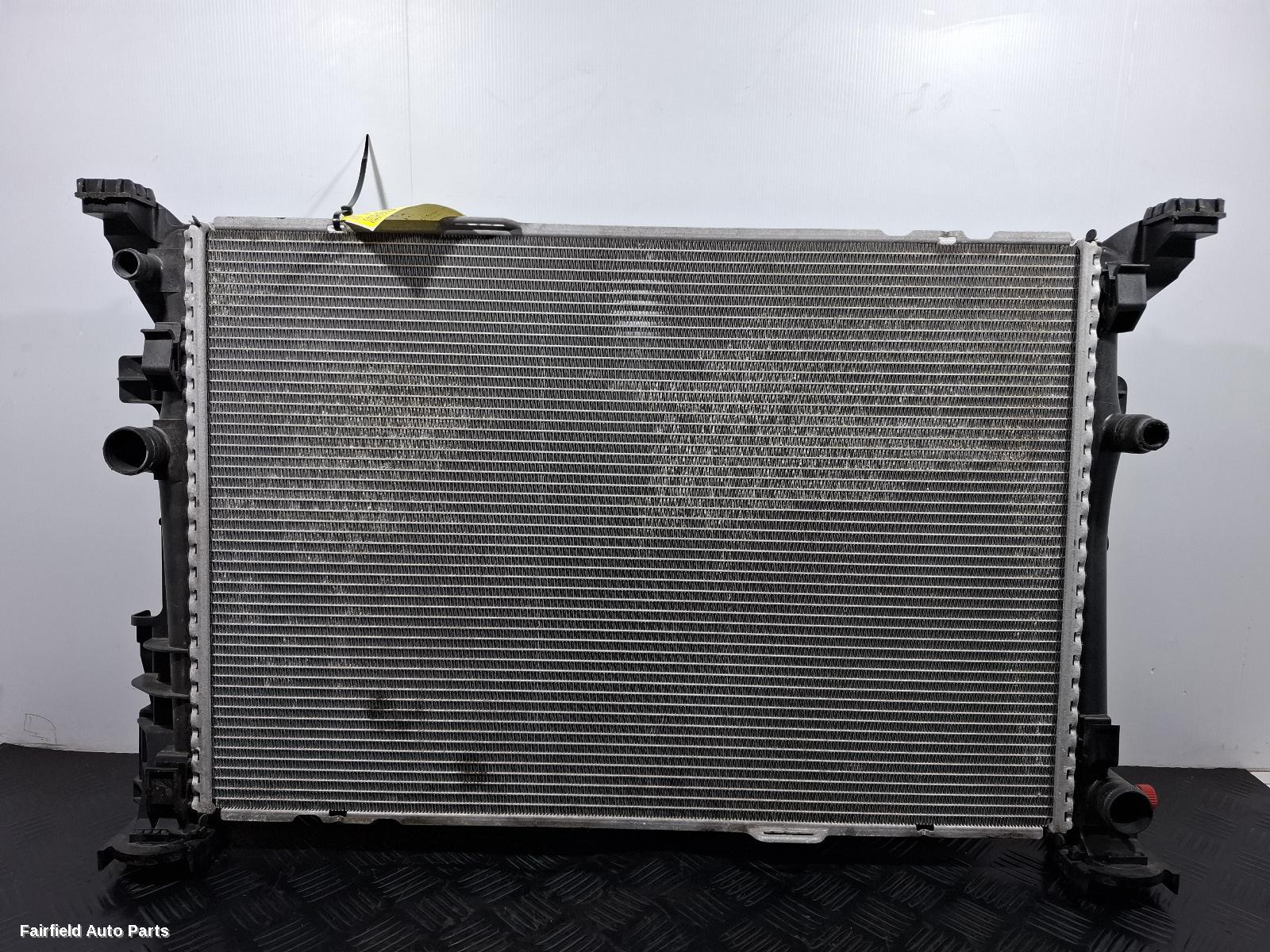 2013-2019 Mercedes Cla Class Radiator