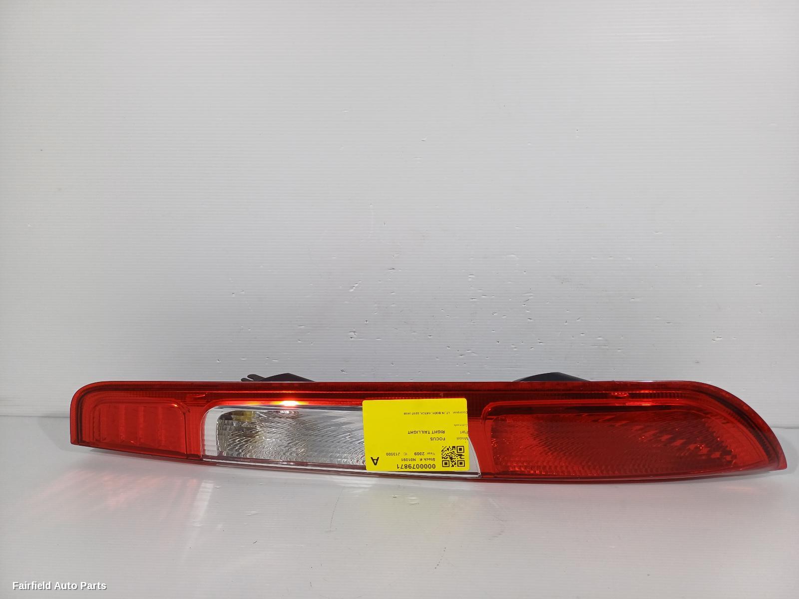 2007-2009 Ford Focus Right Taillight