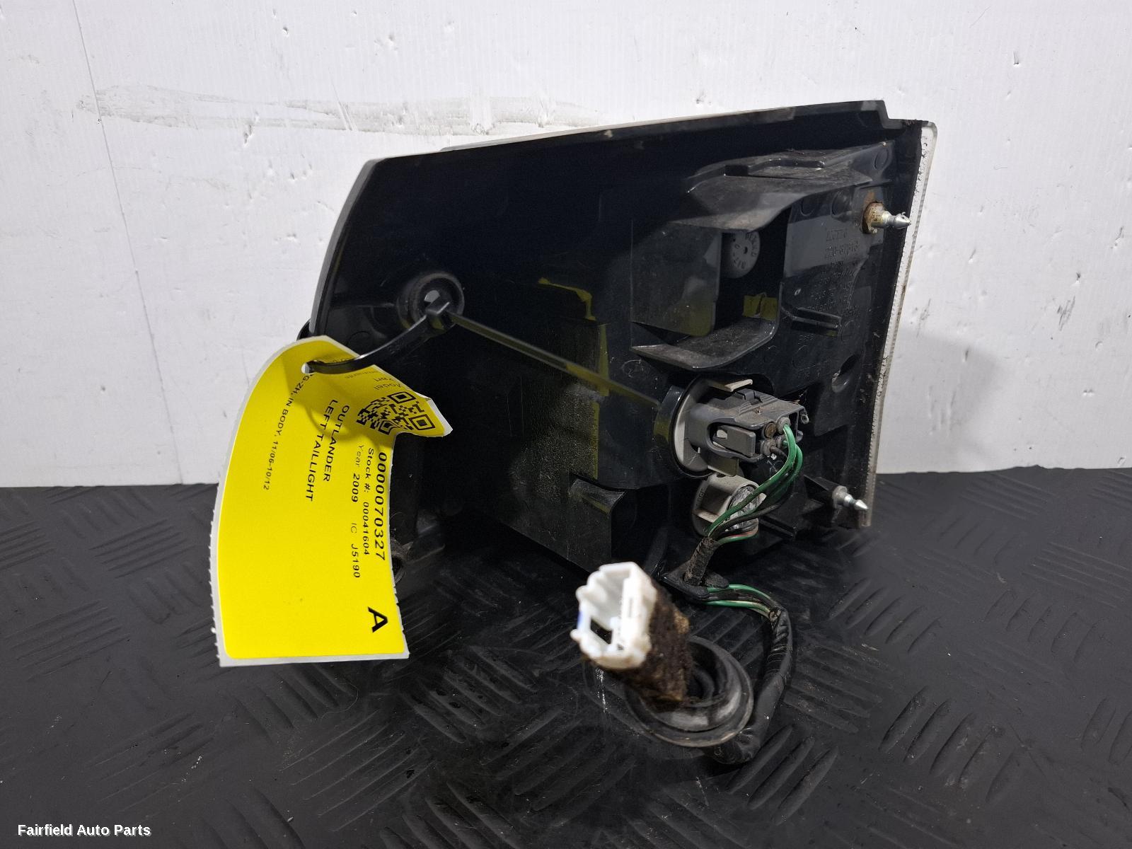 2006-2012 Mitsubishi Outlander Left Taillight