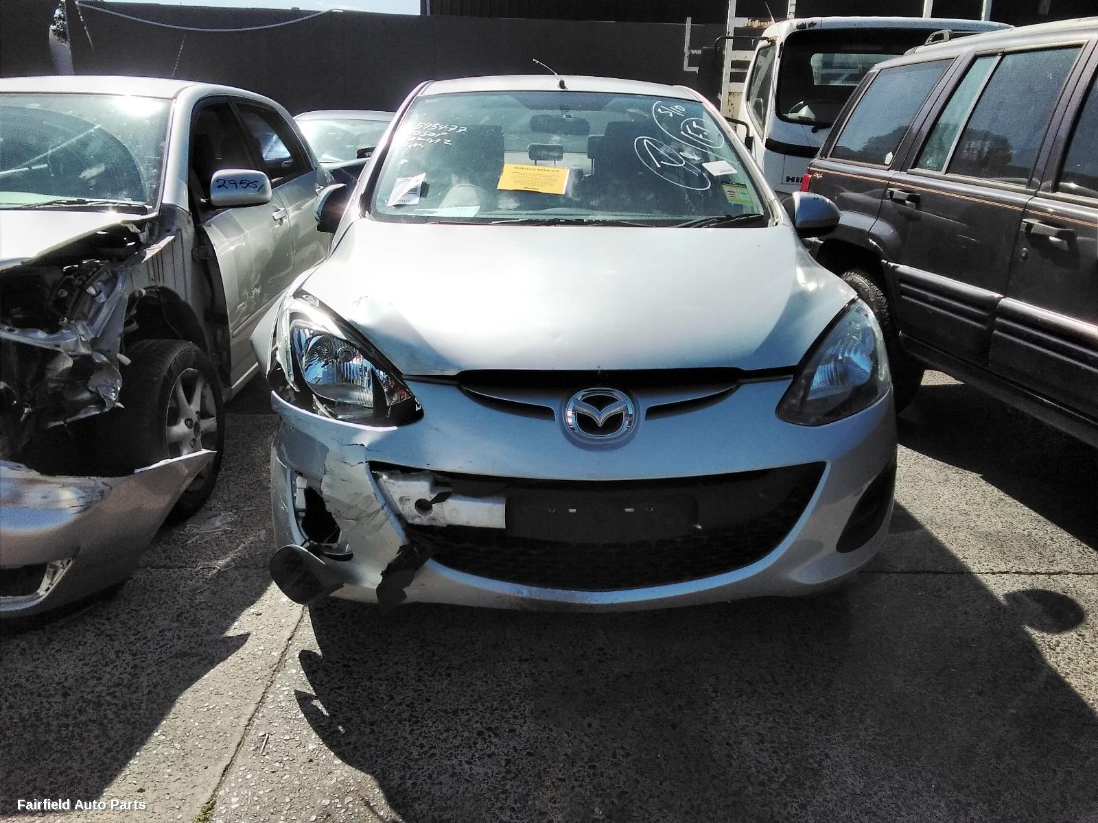 2010-2011 Mazda 2 Right Rear Door Sliding