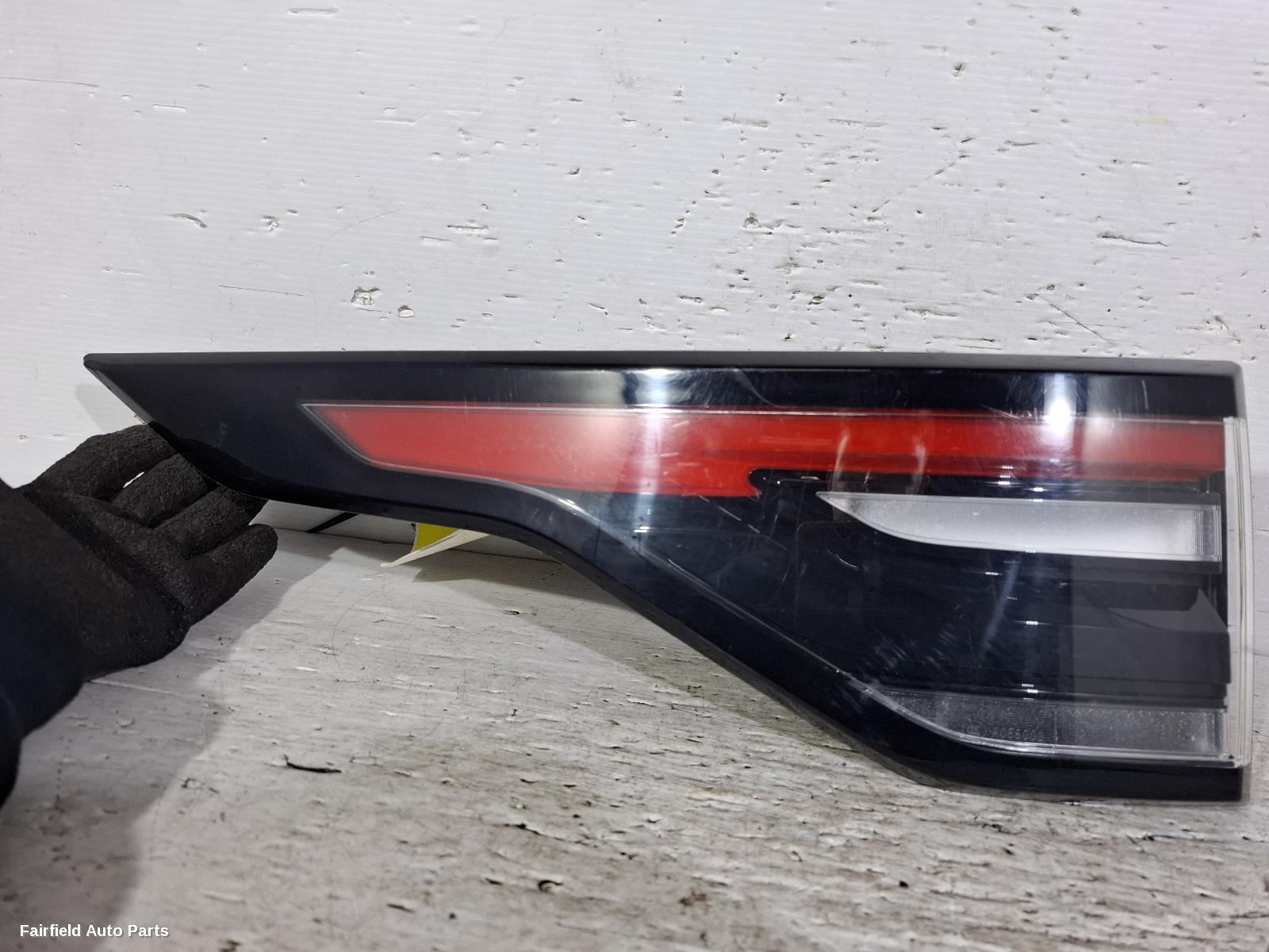 2016-2020 Land Rover Discovery Left Taillight
