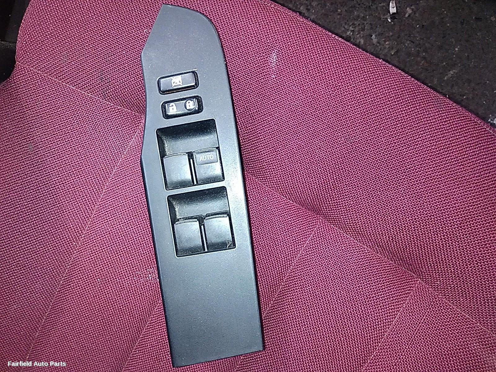 2012-2015 Toyota Corolla Pwr Dr Wind Switch