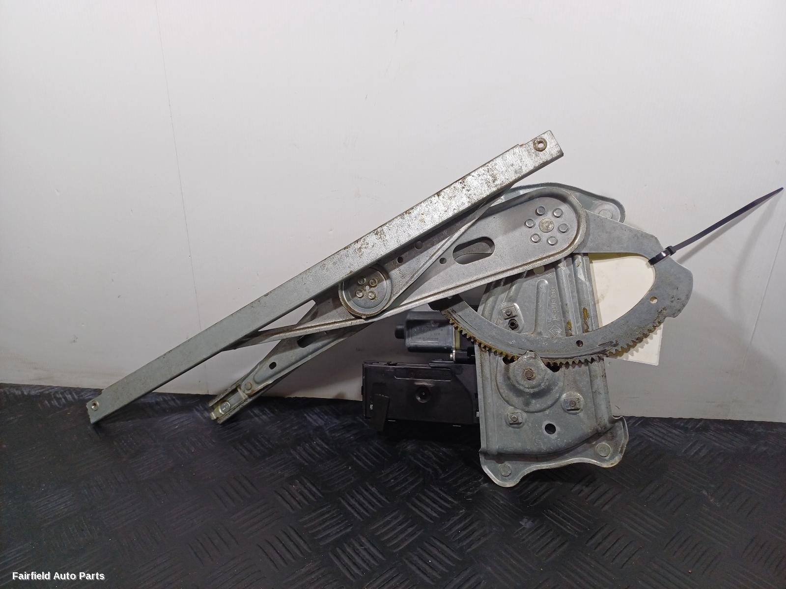 2010-2016 Renault Megane Right Front Window Reg Motor