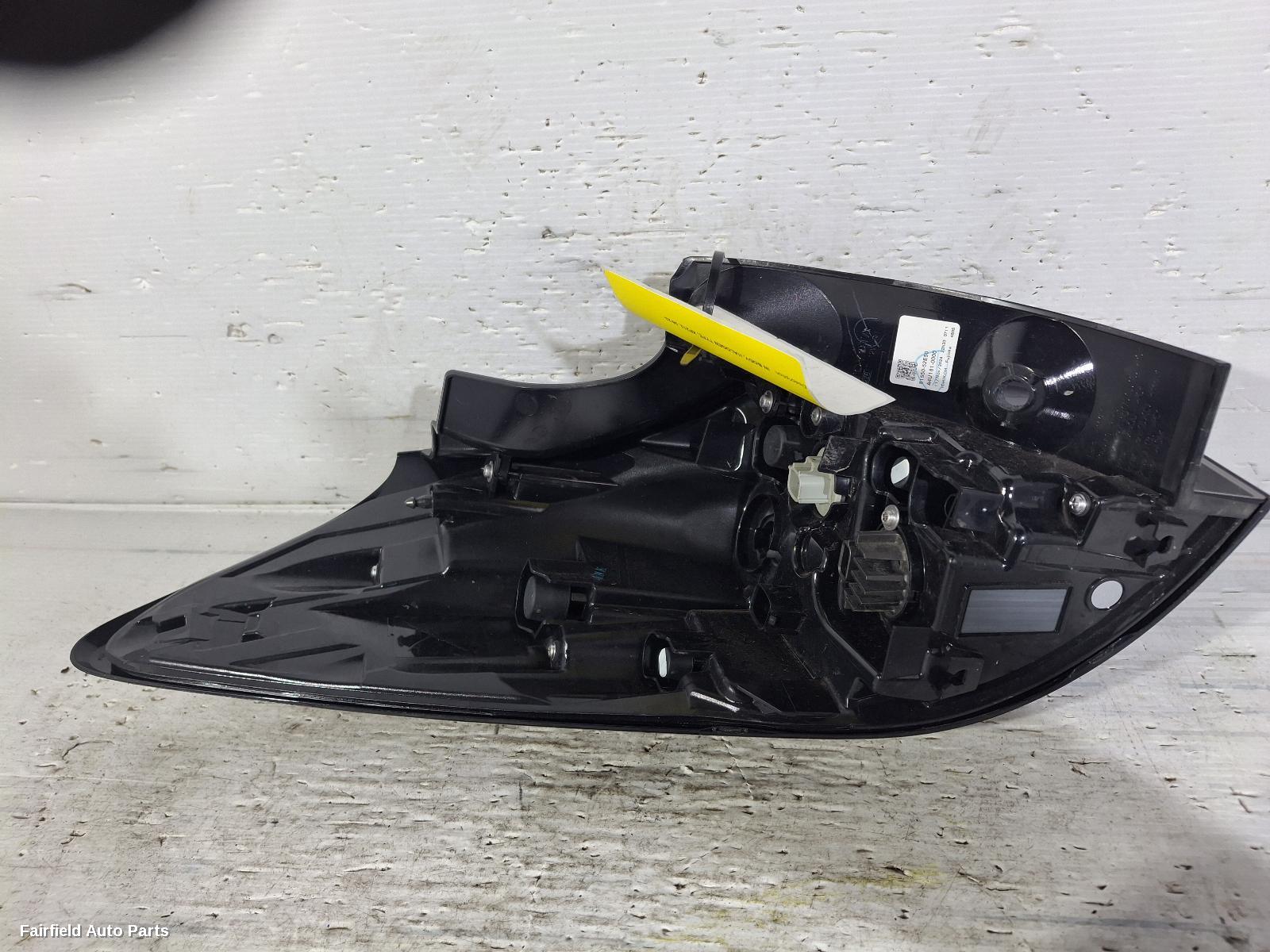 2020-2026 Toyota Yaris Cross Right Taillight