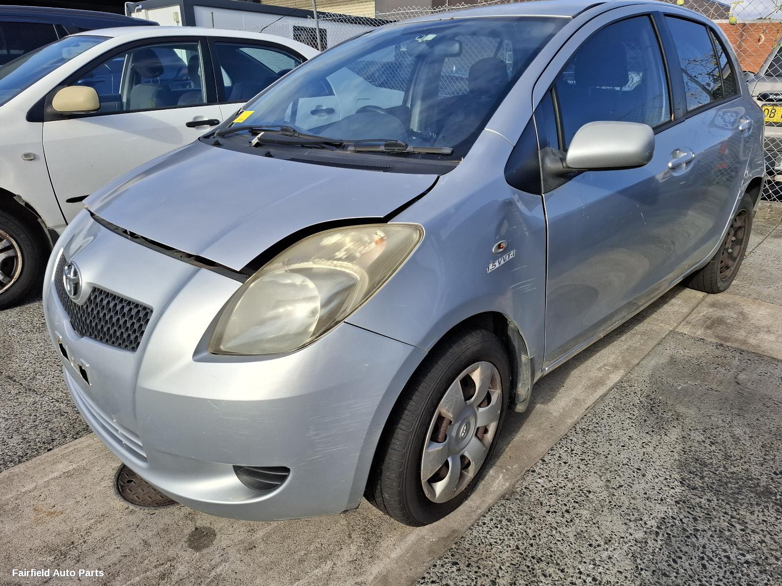 2005-2016 Toyota Yaris Pwr Dr Wind Switch