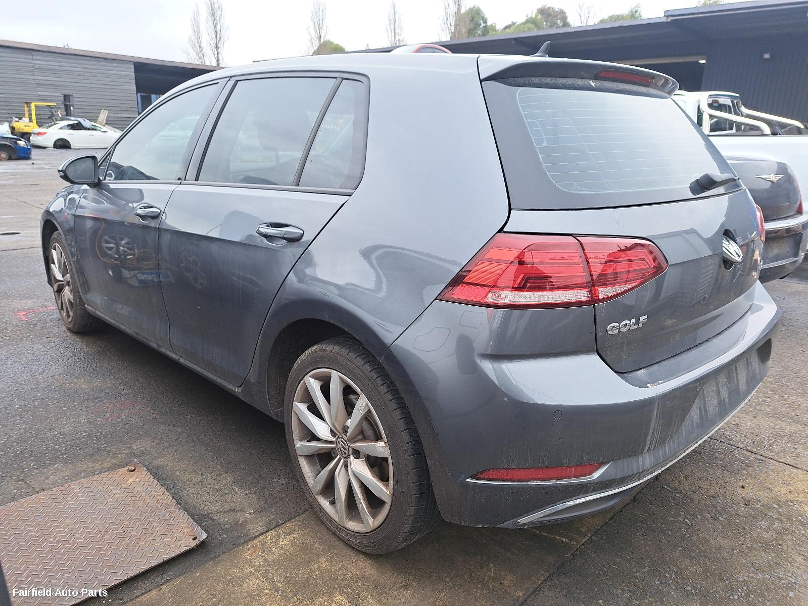 2017-2020 Volkswagen Golf Rear Bumper