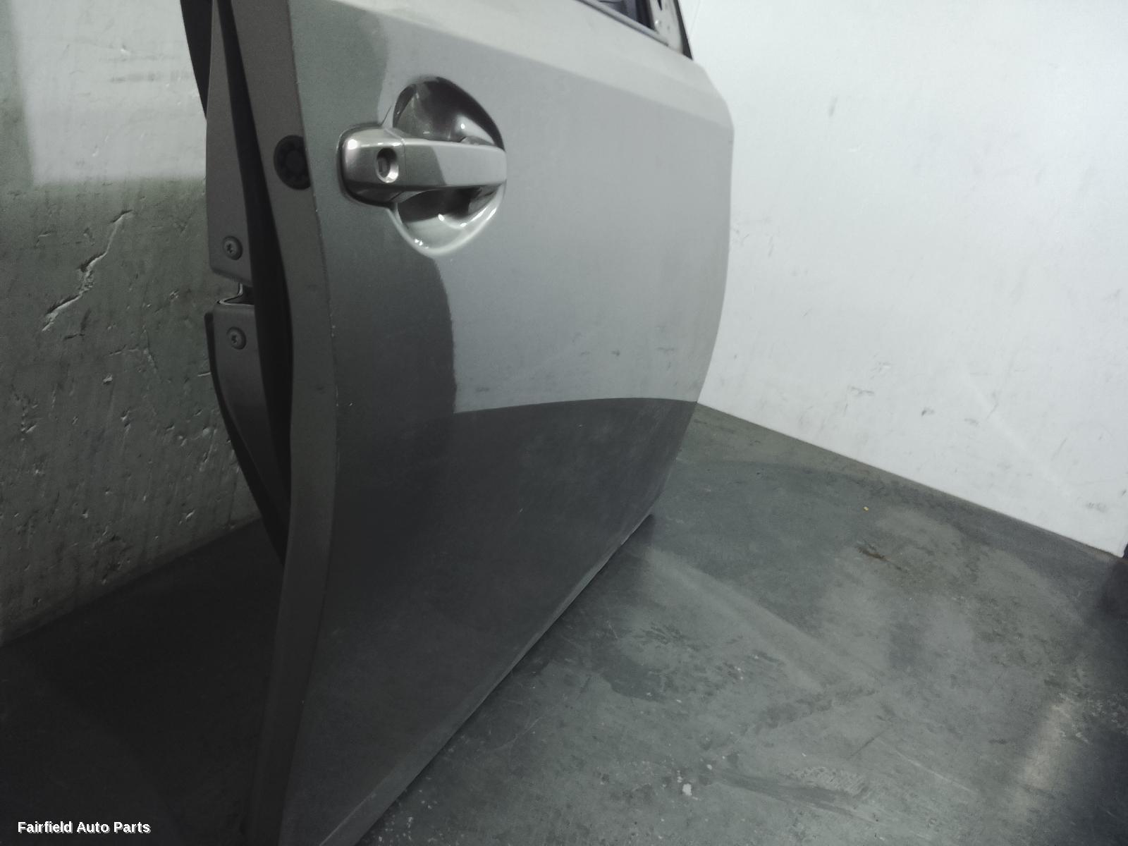 2012-2018 Toyota Corolla Right Front Door