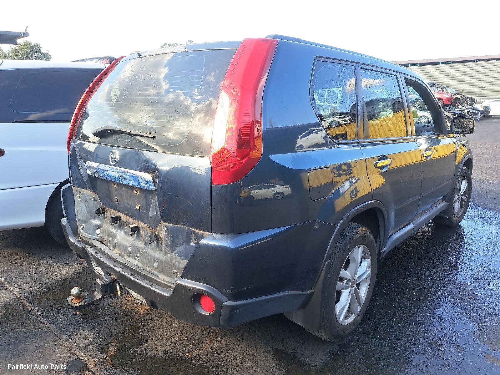 2010-2013 Nissan Xtrail Fan