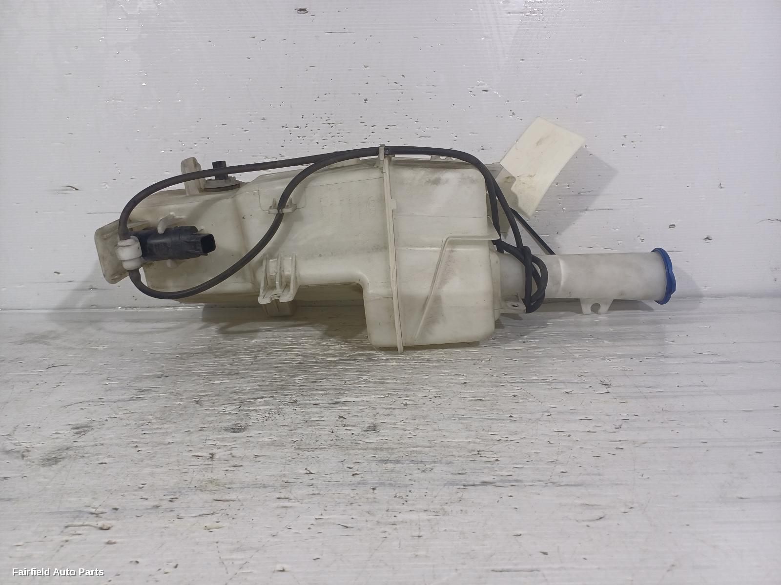 2014-2020 Kia Carnival/grand Carnival Washer Bottle