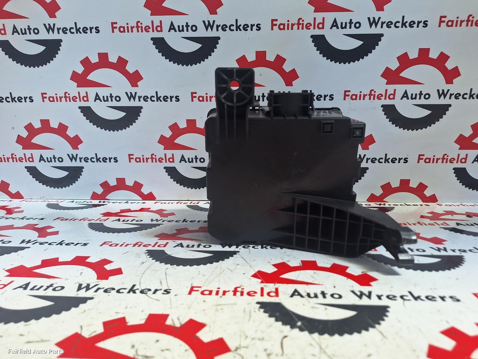 2015-2023 Nissan Navara Fuse Box