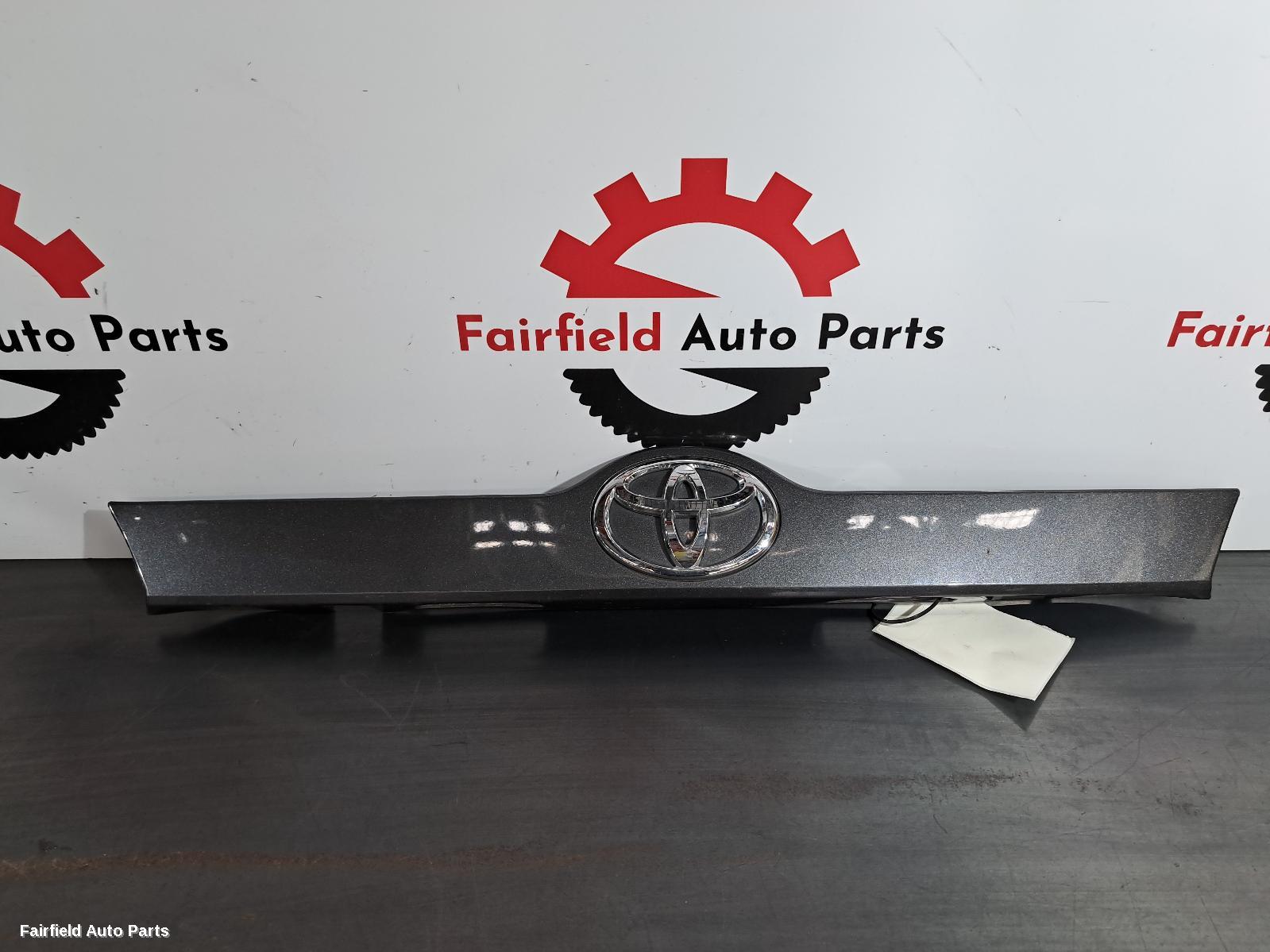 2011-2015 Toyota Camry Rear Garnish