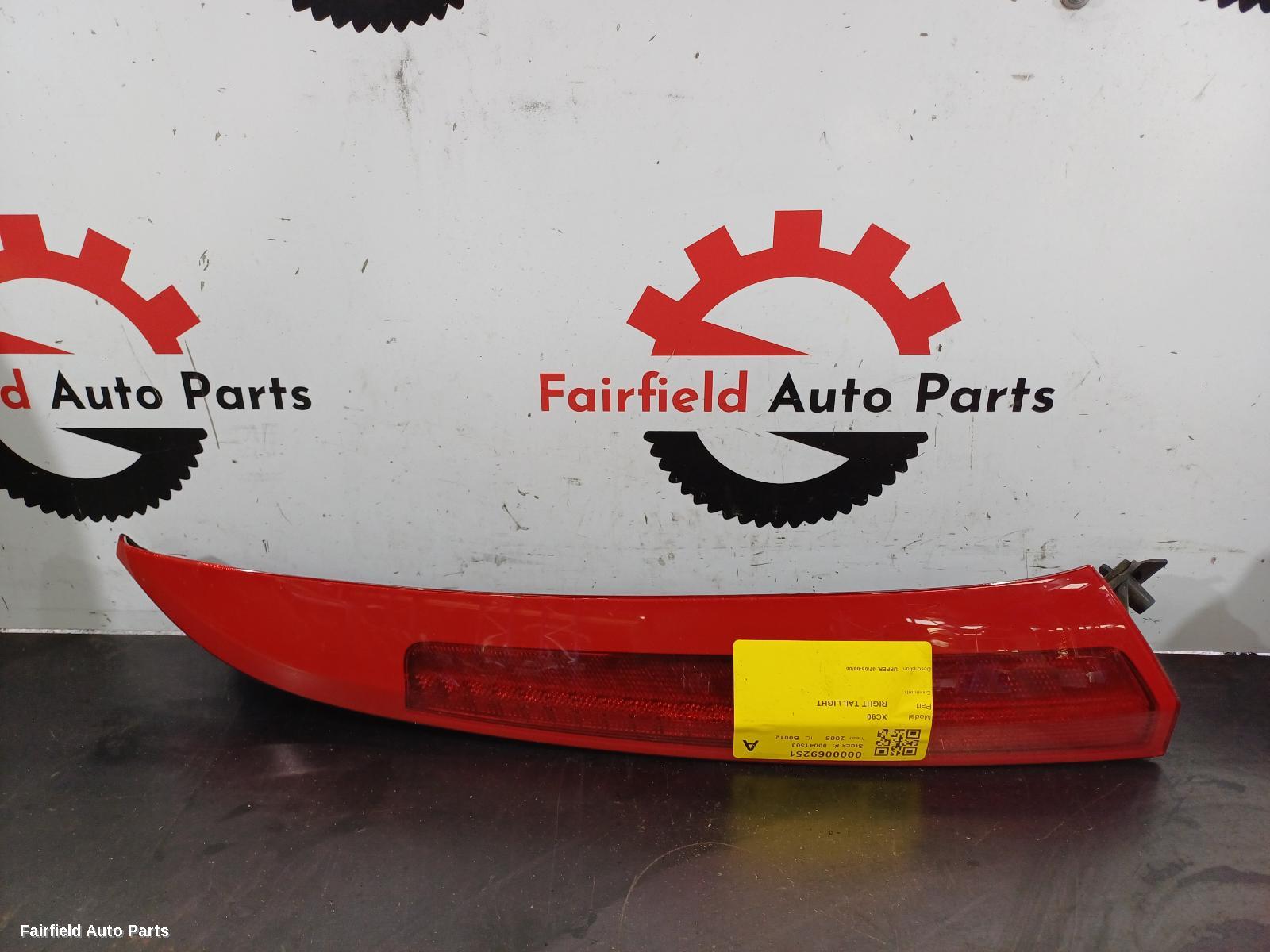 2003-2006 Volvo Xc90 Right Taillight