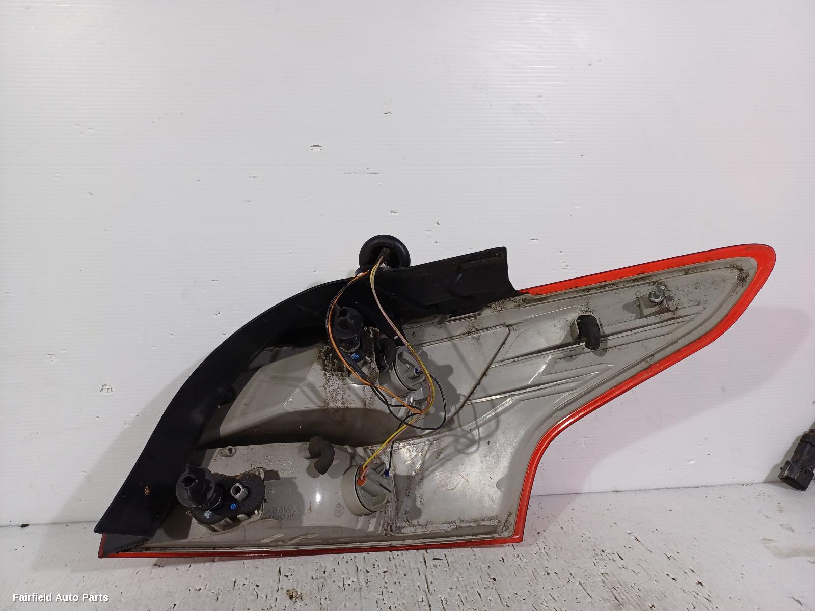 2011-2015 Ford Focus Left Taillight