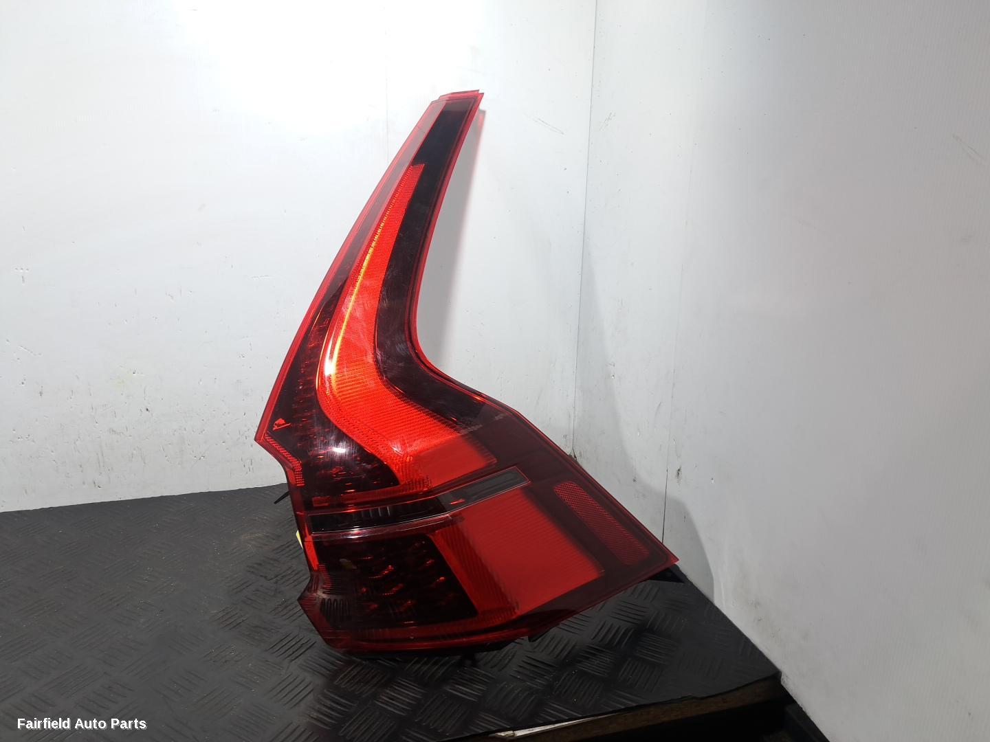 2017-2025 Volvo Xc60 Right Taillight