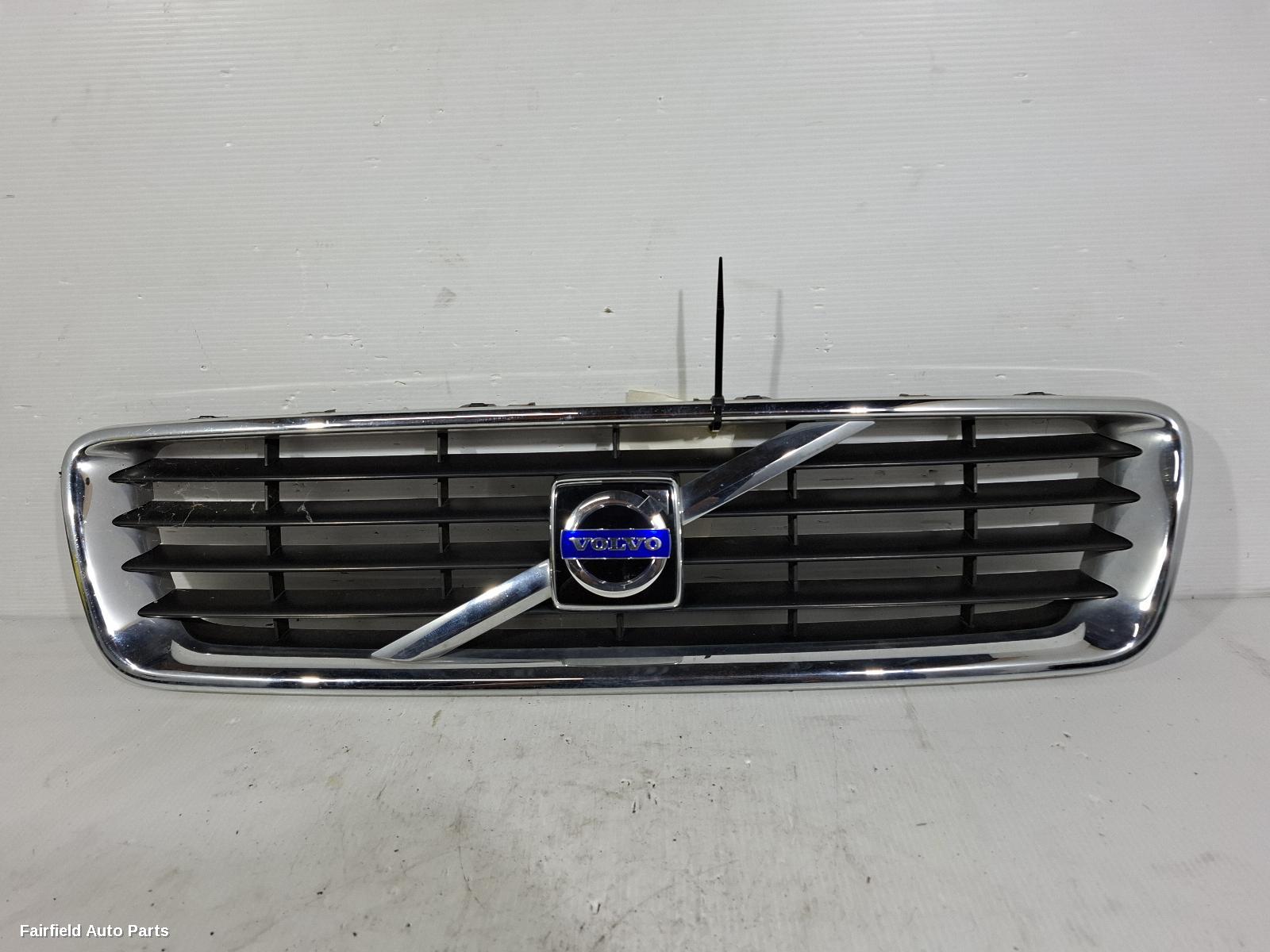 2007-2010 Volvo C30 Grille