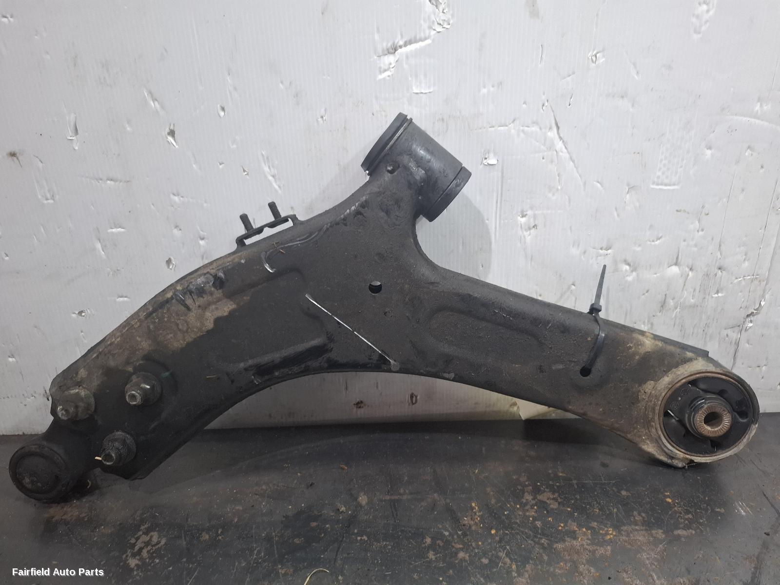 2015-2025 Ldv G10 Right Front Lower Control Arm