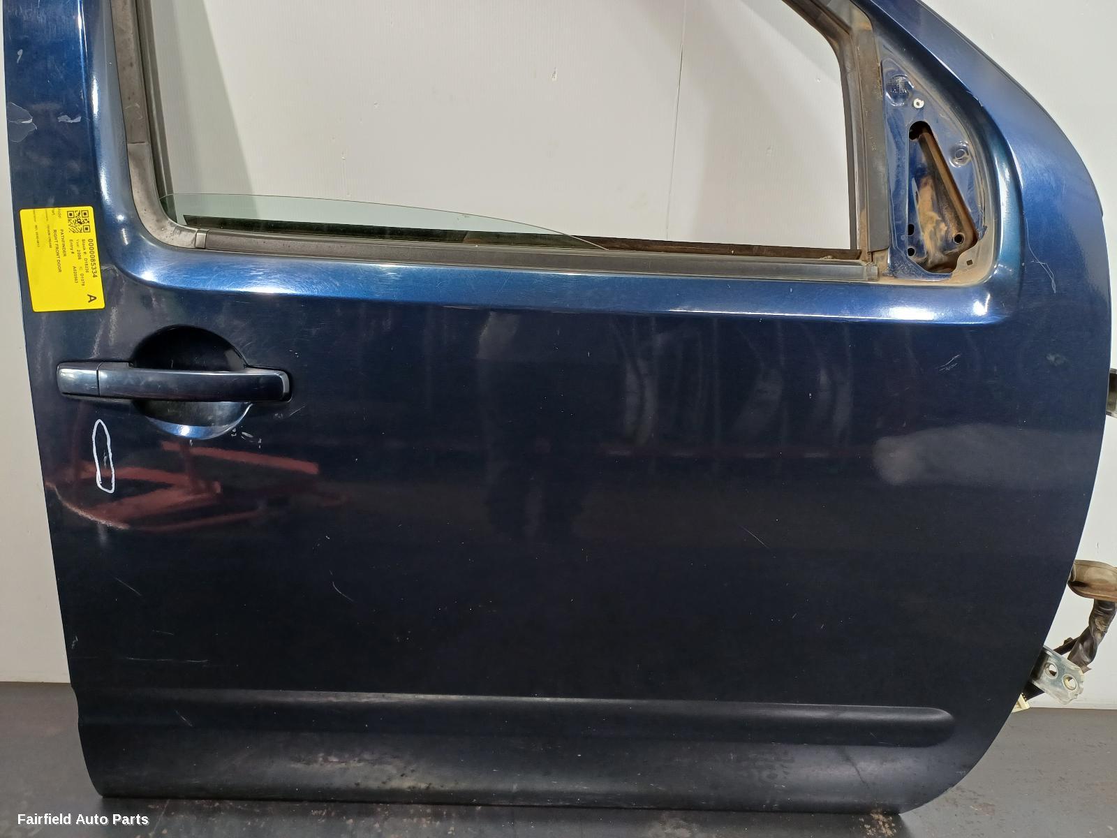 2005-2013 Nissan Pathfinder Right Front Door