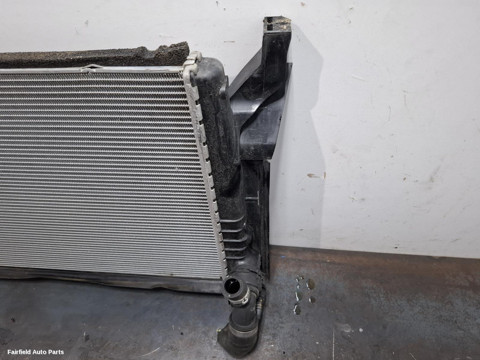 2014-2018 Bmw 2 Series Radiator