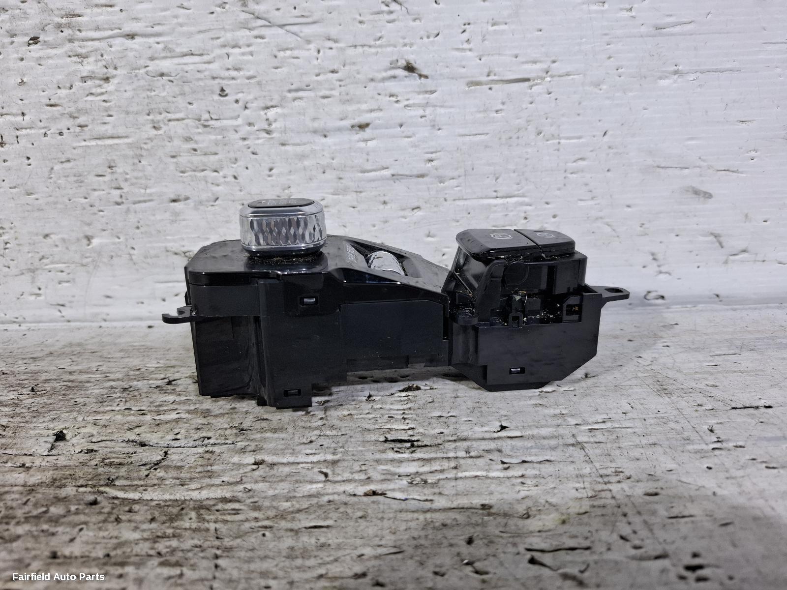 2017-2025 Volvo Xc60 Combination Switch