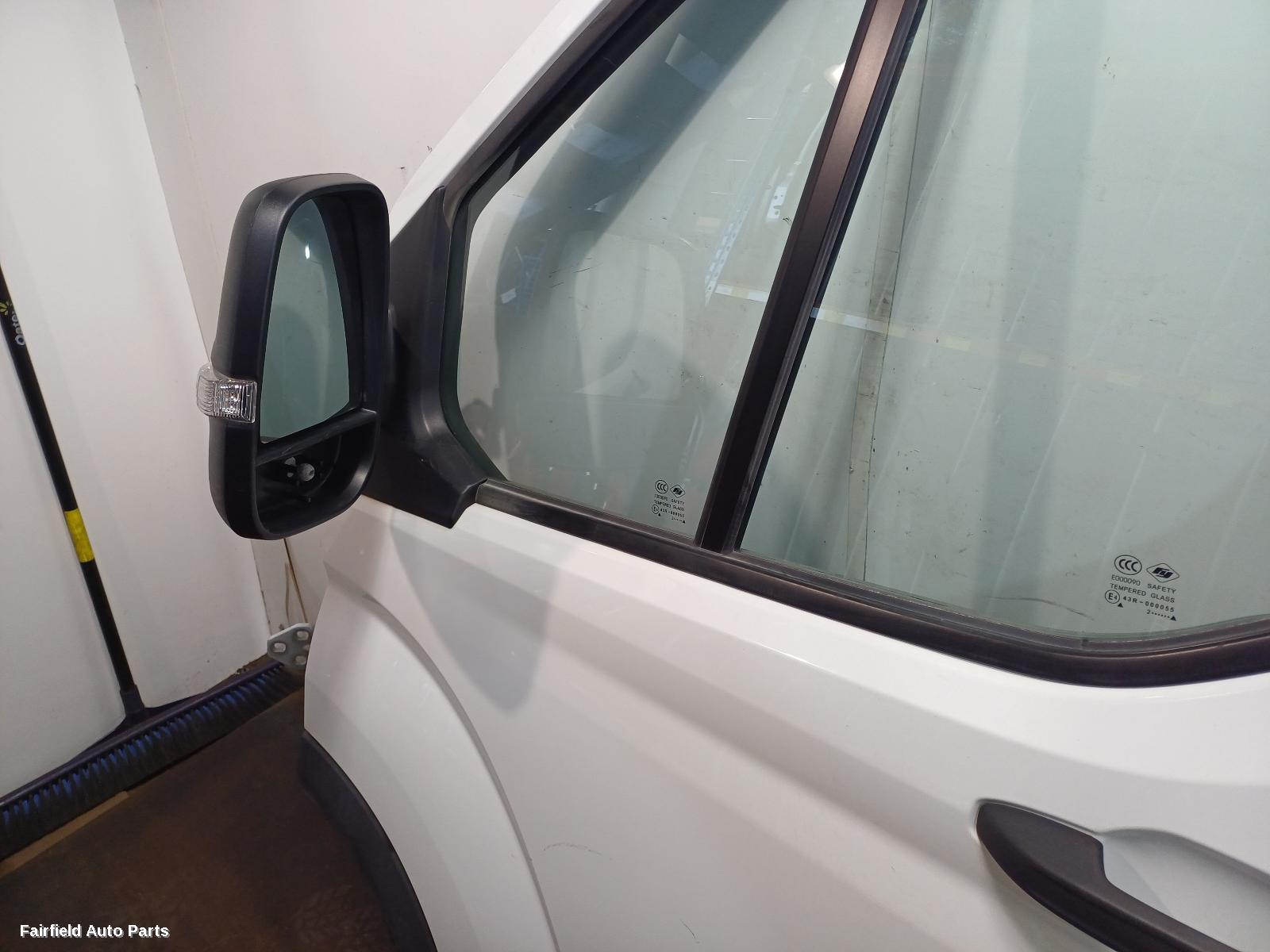 2020-2026 Ldv Deliver 9 Left Front Door