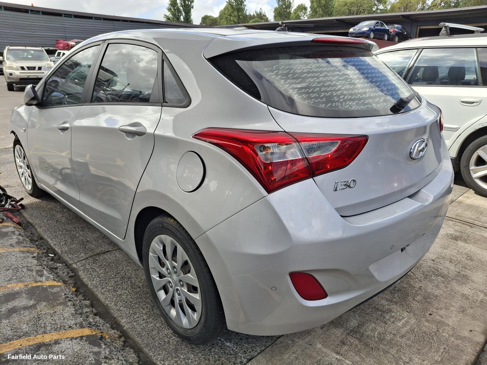 2012-2017 Hyundai I30 Seatbelt Stalk