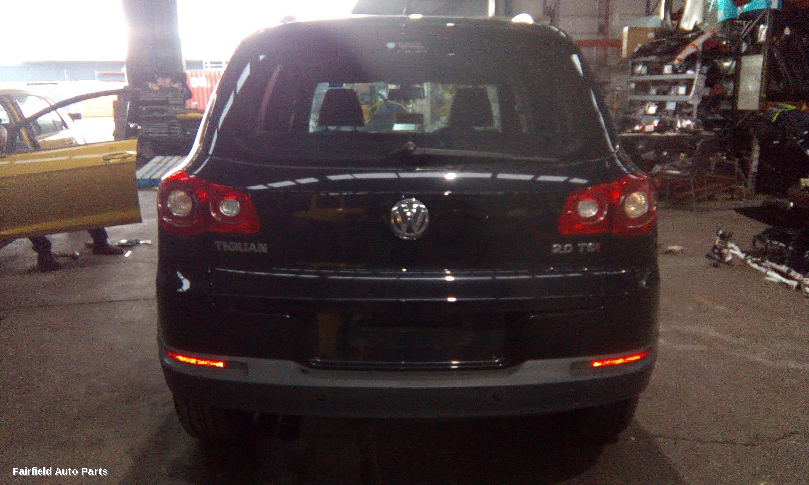 2008-2016 Volkswagen Tiguan Air Cleaner Box