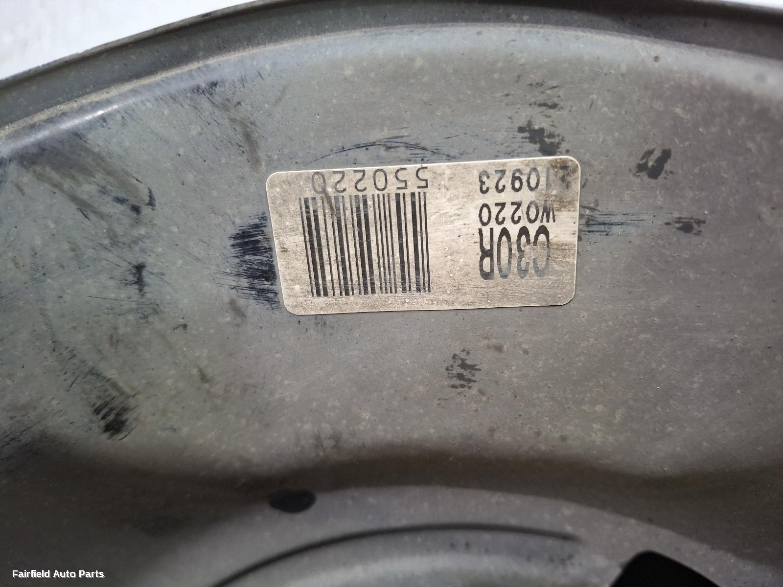 2020-2026 Toyota Yaris Cross Right Front Hub Assembly
