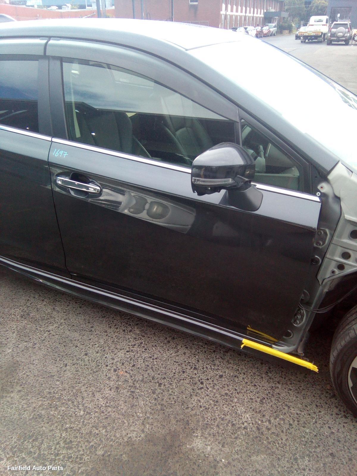 2016-2019 Subaru Impreza Right Door Mirror