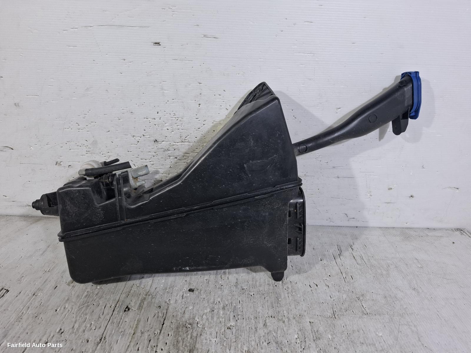 2022-2026 Mercedes Glc Class Washer Bottle