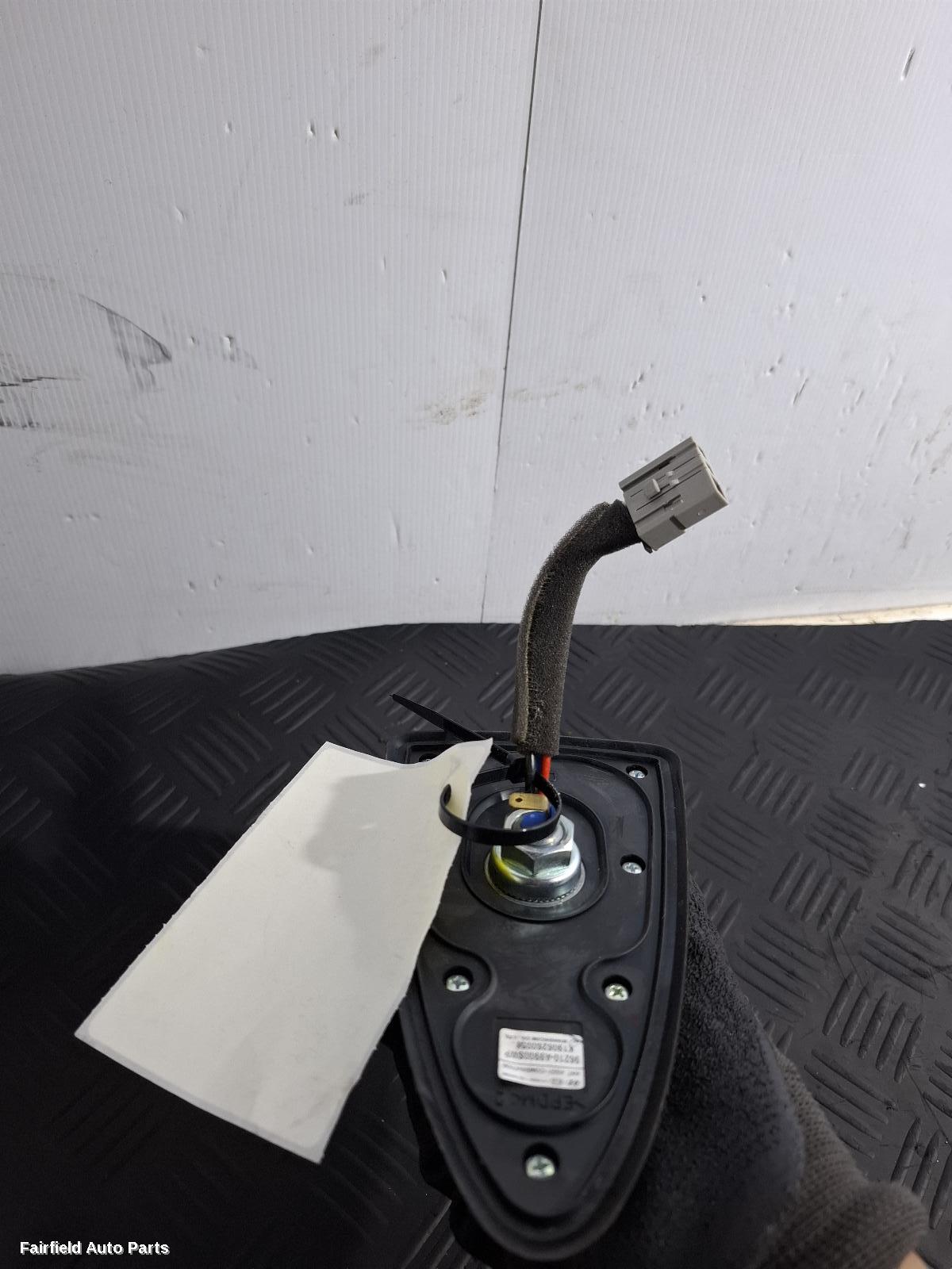 2014-2020 Kia Carnival/grand Carnival Antenna