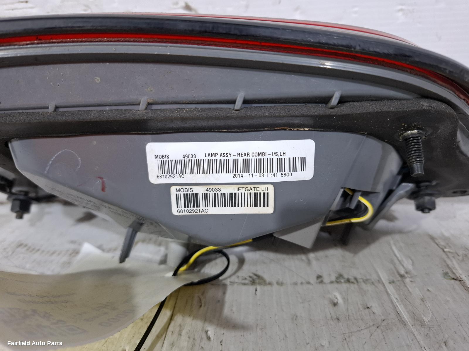 2014-2018 Jeep Cherokee Rear Garnish