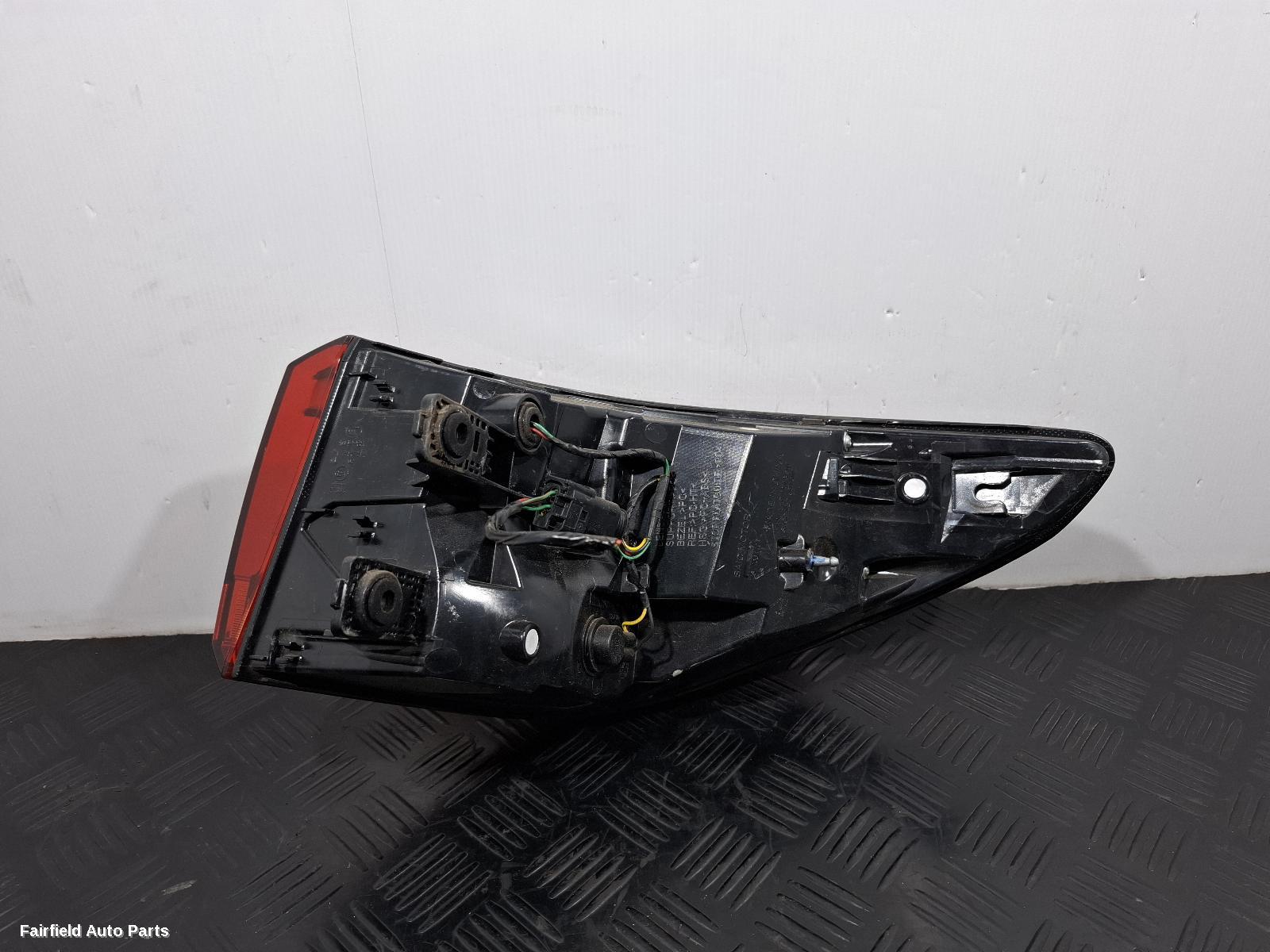 2020-2024 Mg Zs Left Taillight