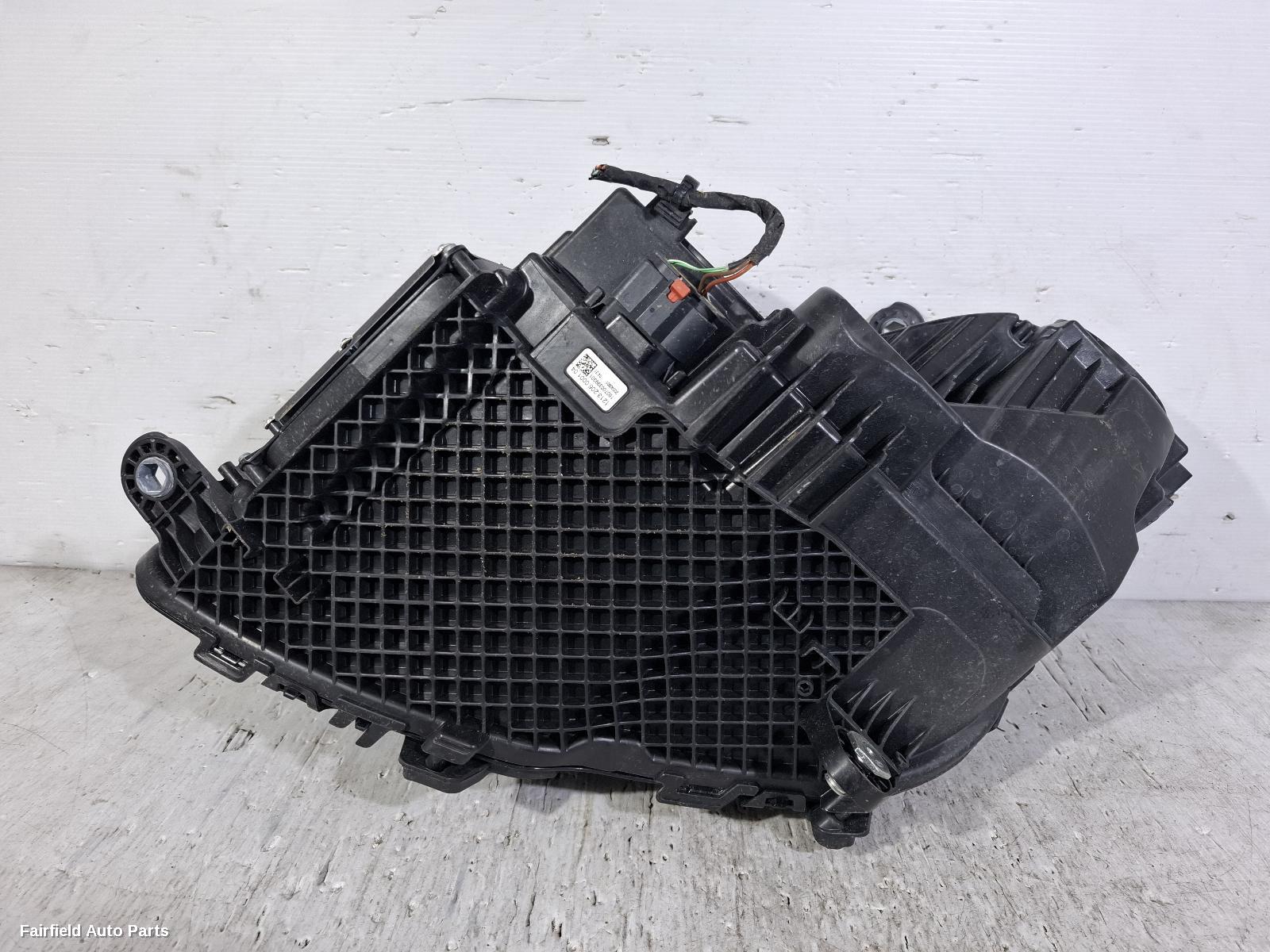 2022-2026 Mercedes Glc Class Right Headlamp
