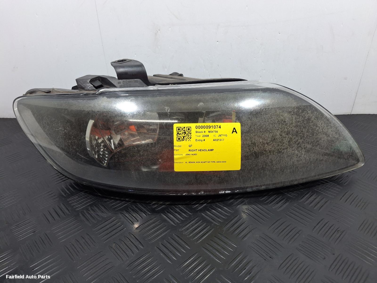 2006-2009 Audi Q7 Right Headlamp