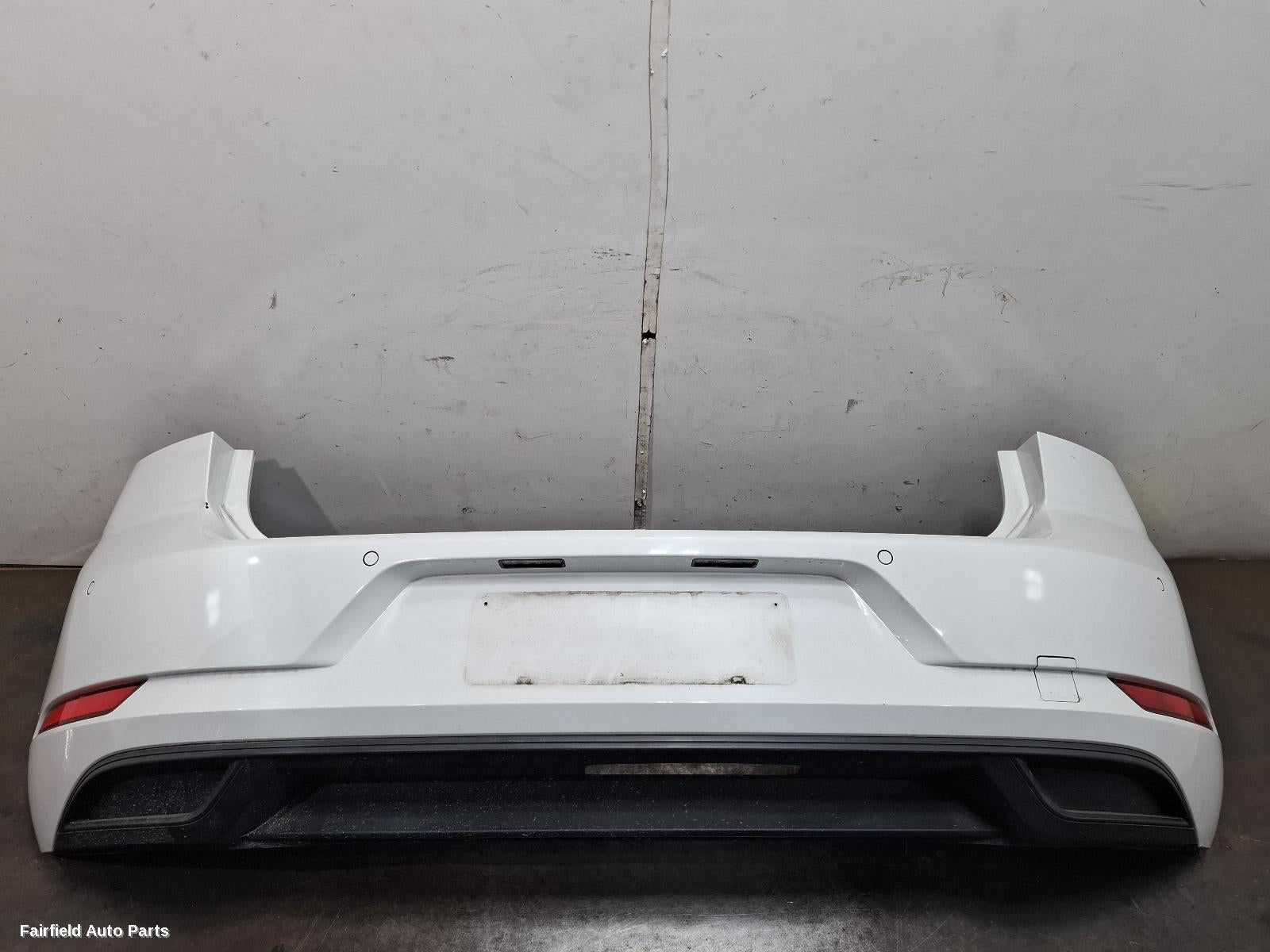 2017-2020 Volkswagen Golf Rear Bumper