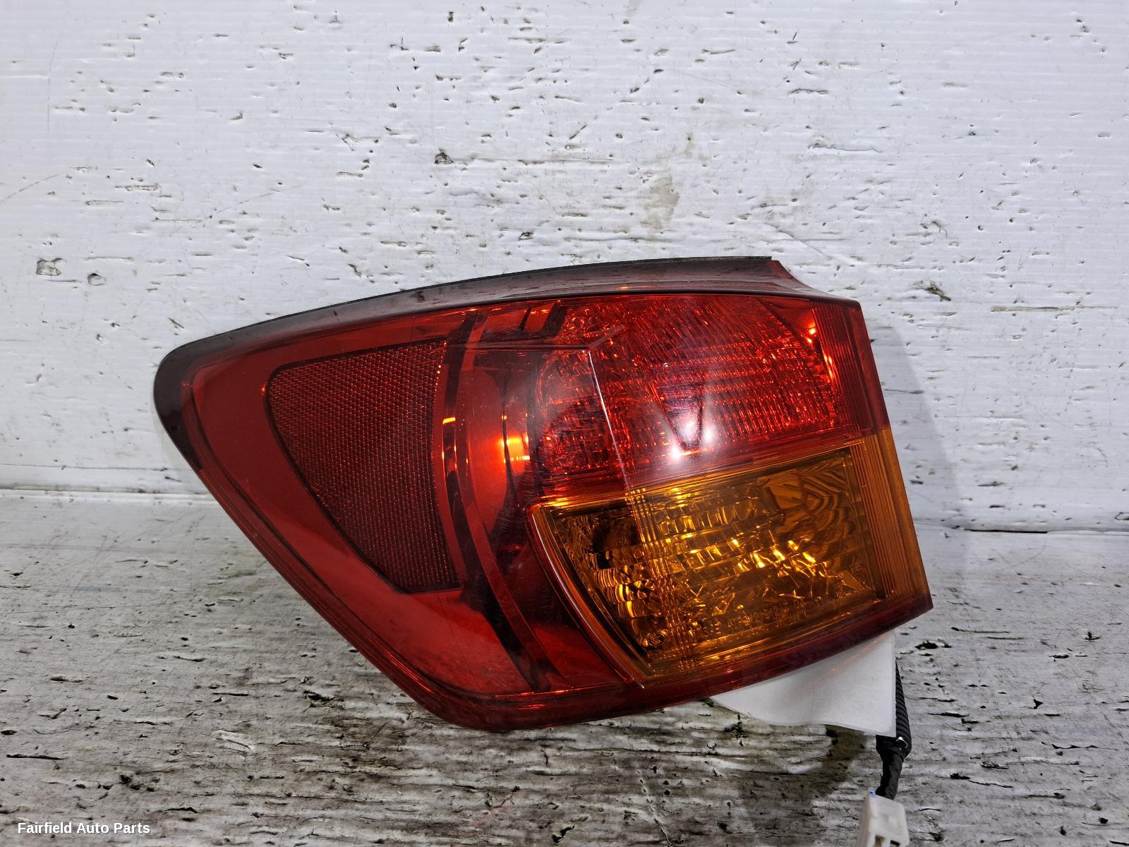 2008-2010 Lexus Is250/is250c Left Taillight