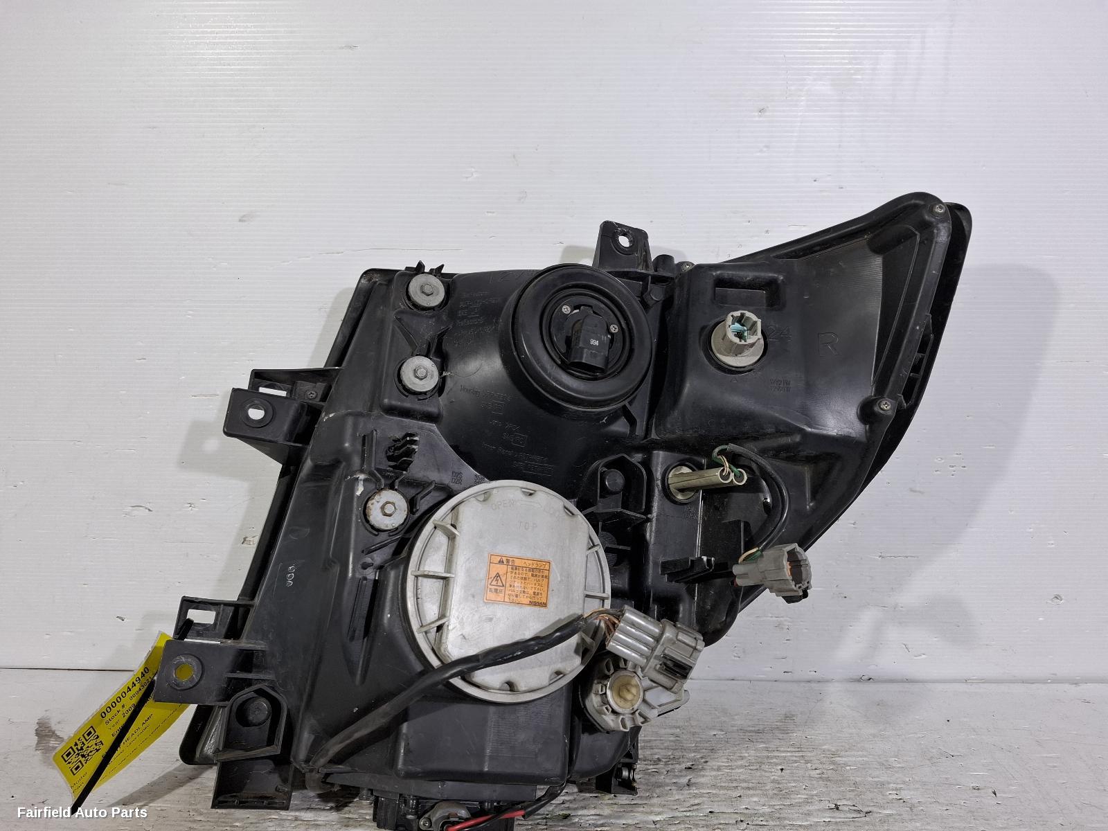 2004-2010 Nissan Elgrand Right Headlamp