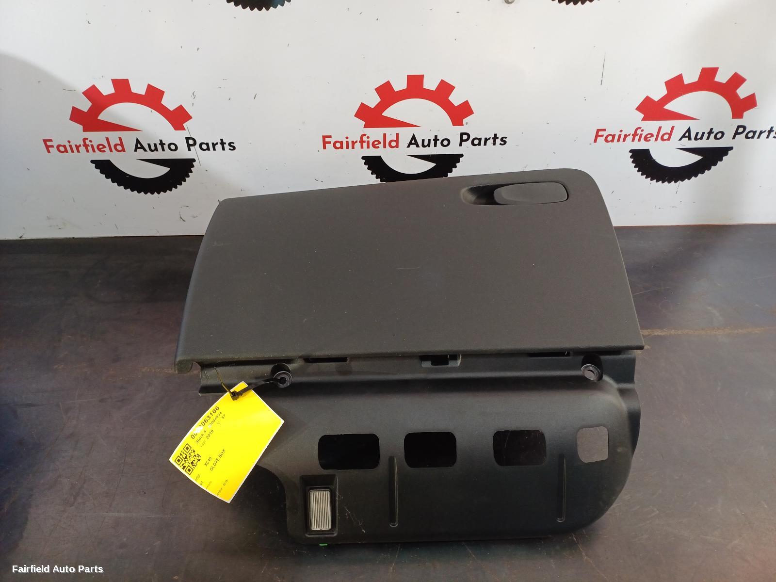2018-2026 Volvo Xc40 Glove Box