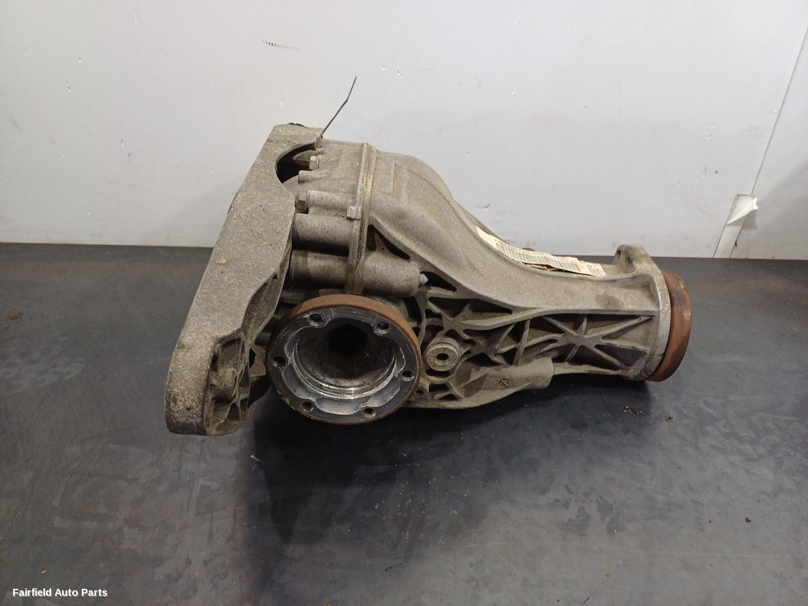 2010-2017 Audi A8 Differential Centre