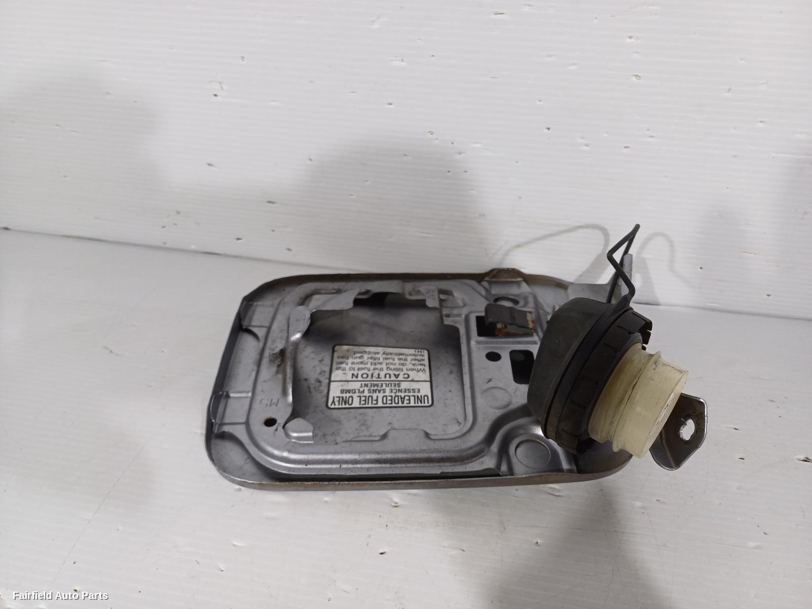 2011-2017 Subaru Xv Fuel Door   Filler