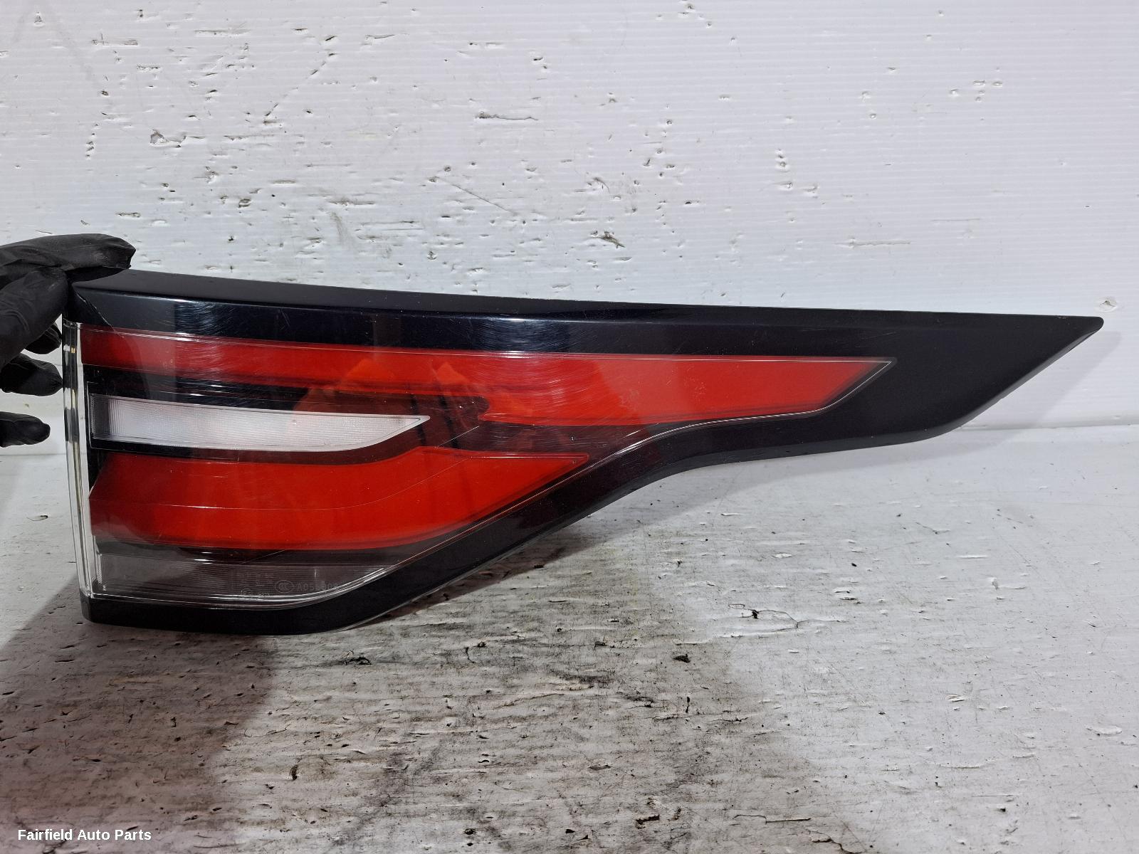 2016-2020 Land Rover Discovery Right Taillight