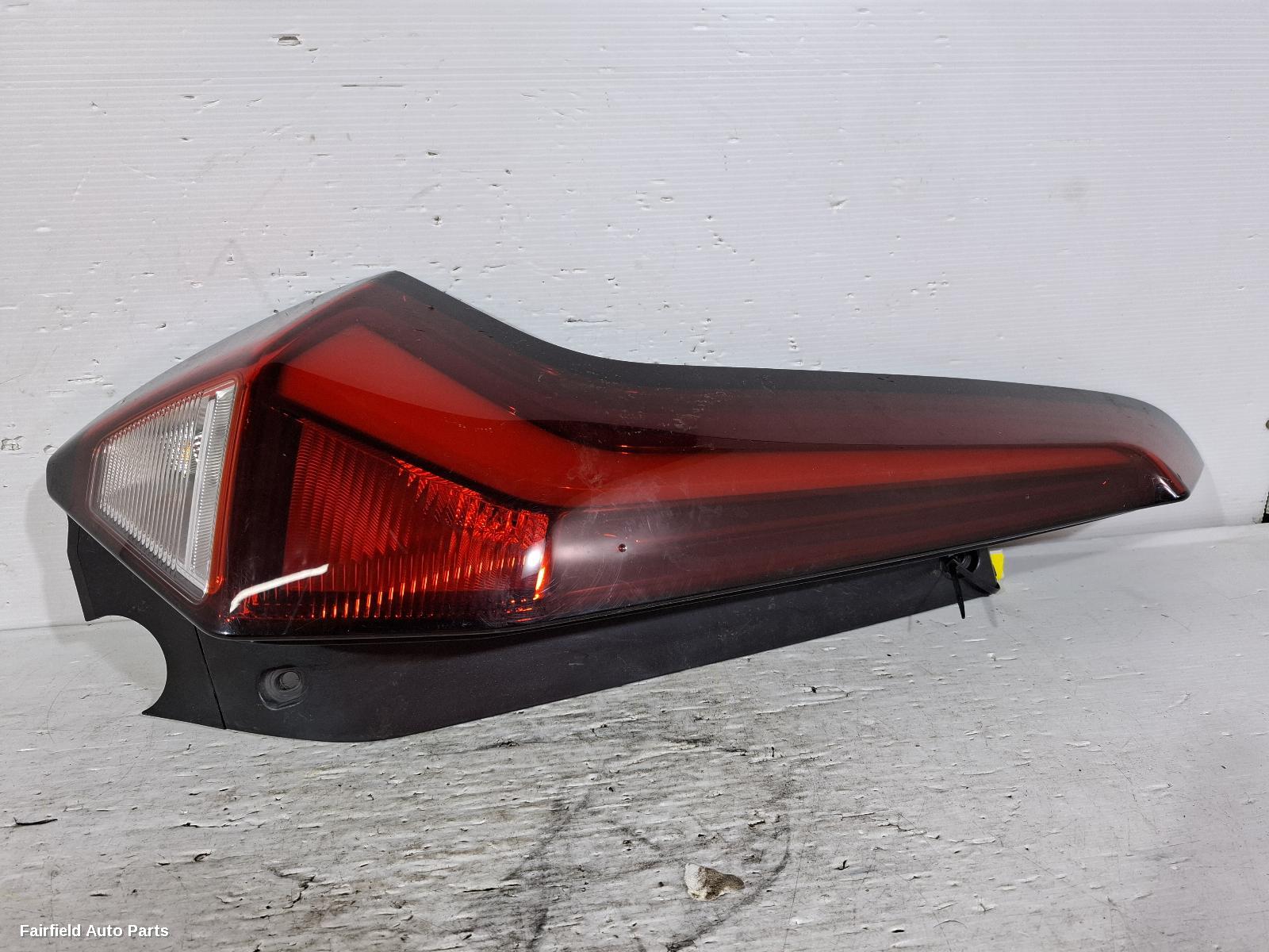 2018-2024 Mg Mg3 Left Taillight