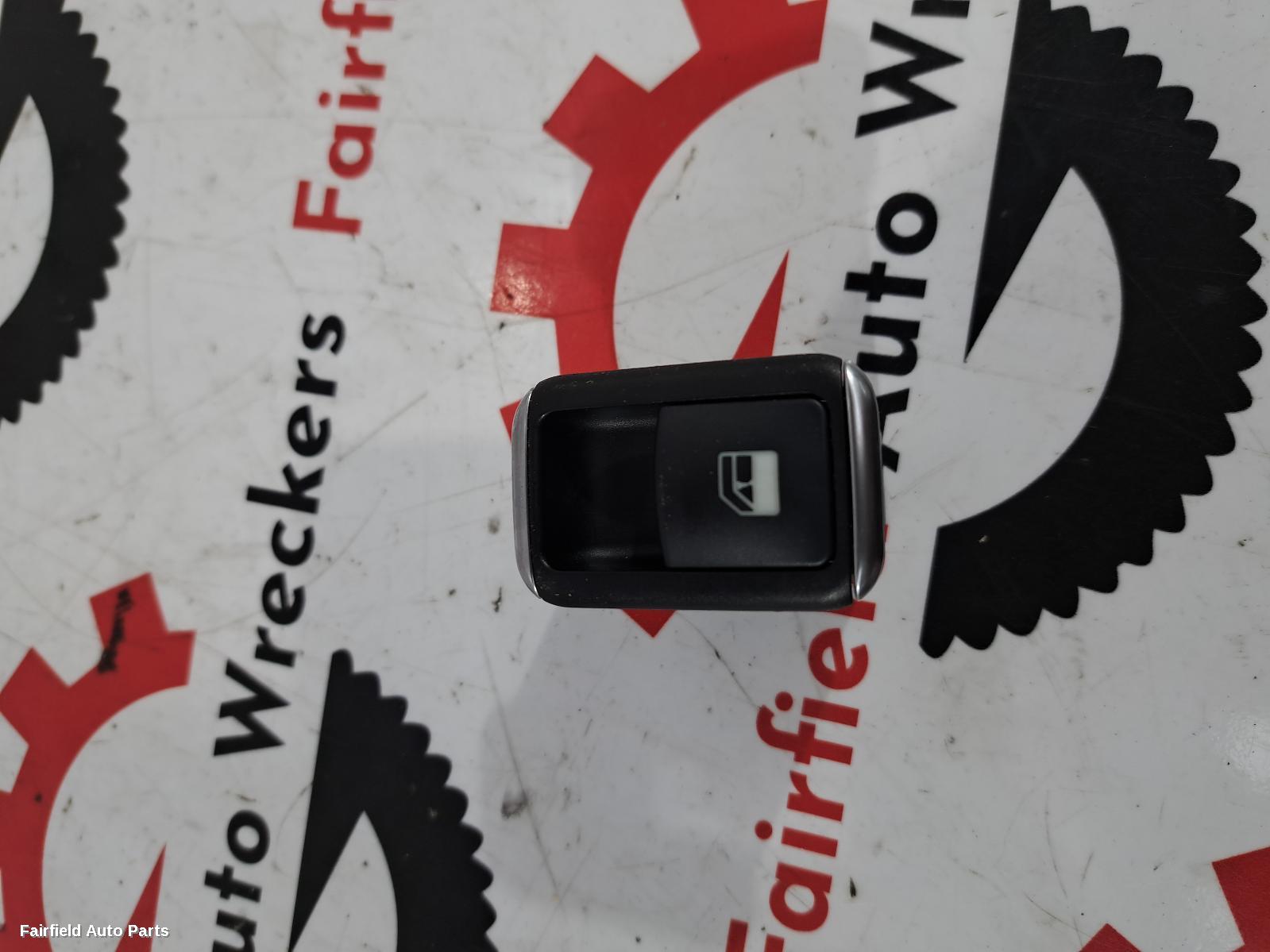 2011-2014 Mercedes C Class Pwr Dr Wind Switch