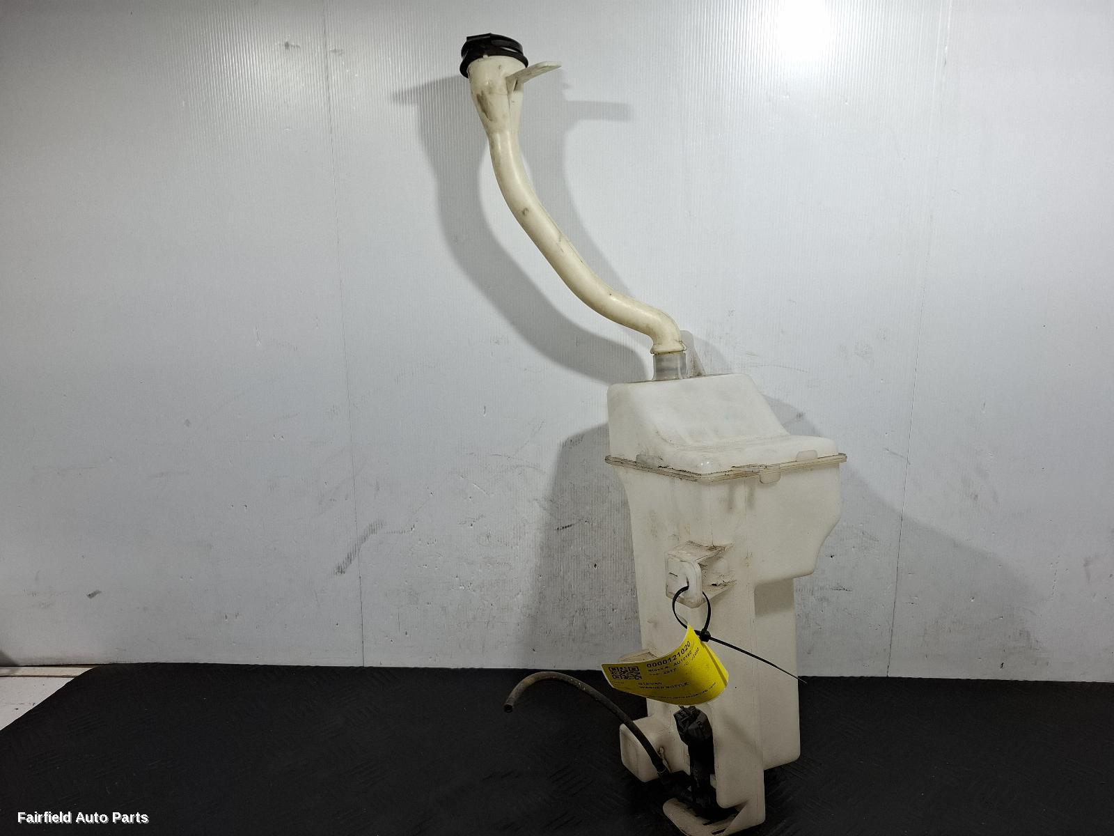 2015-2025 Ldv G10 Washer Bottle