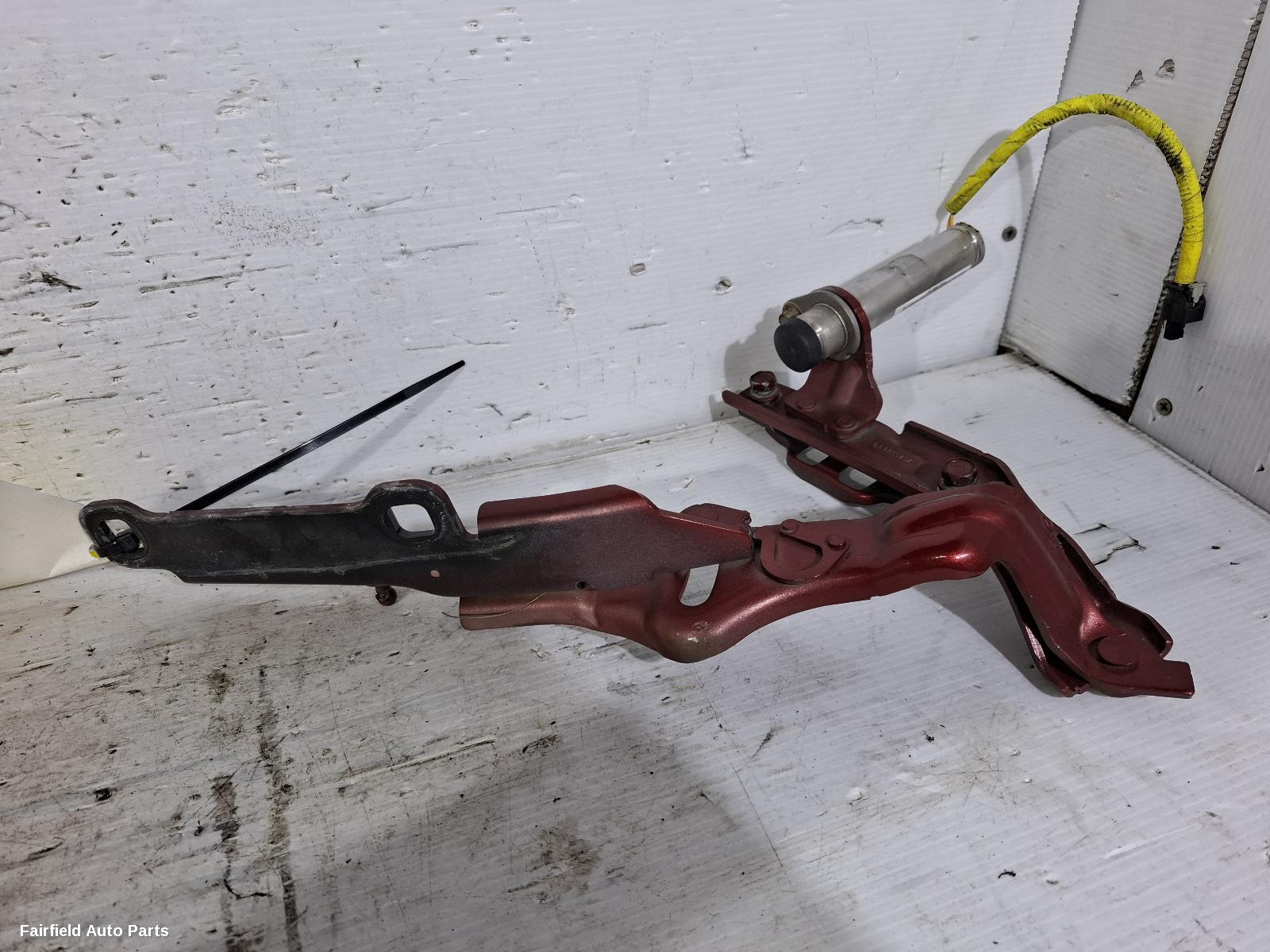 2011-2021 Chrysler 300c Bonnet Hinge Strut