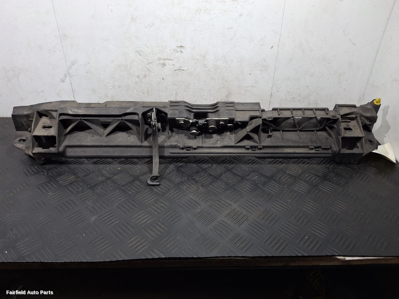 2014-2021 Peugeot 308 Radiator Support