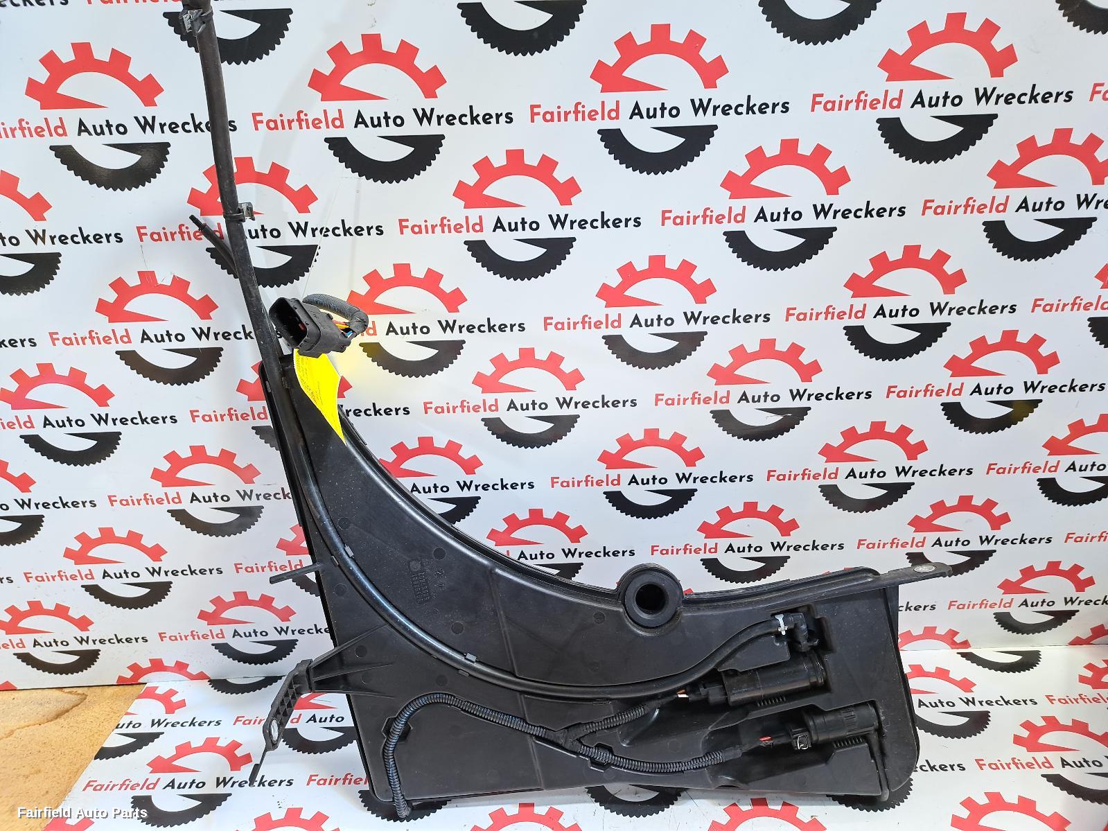 2016-2026 Alfa Romeo Giulia Washer Bottle